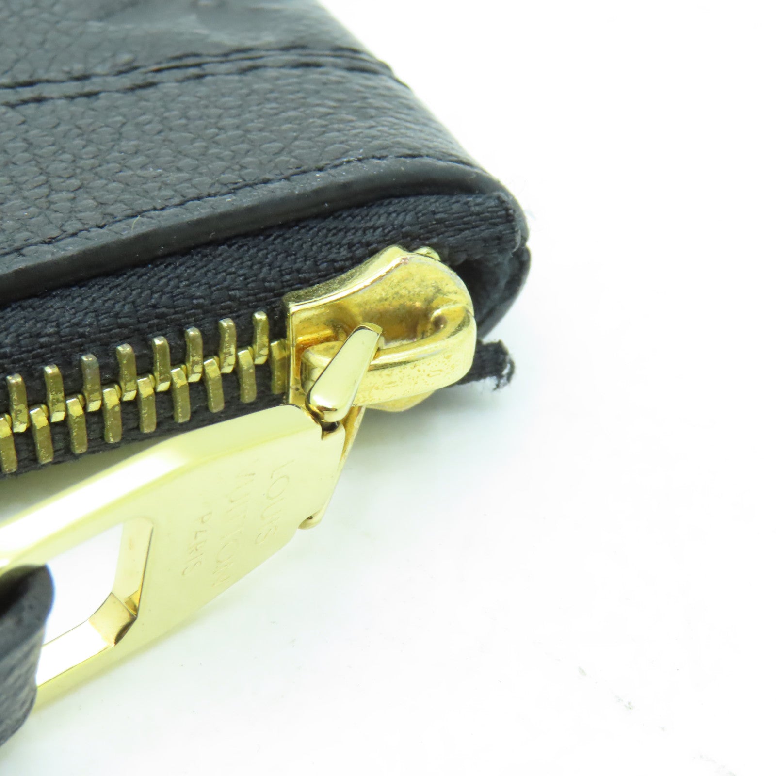 LOUIS VUITTON Monogram Empreinte Daily Pouch金扣手拿包黒色