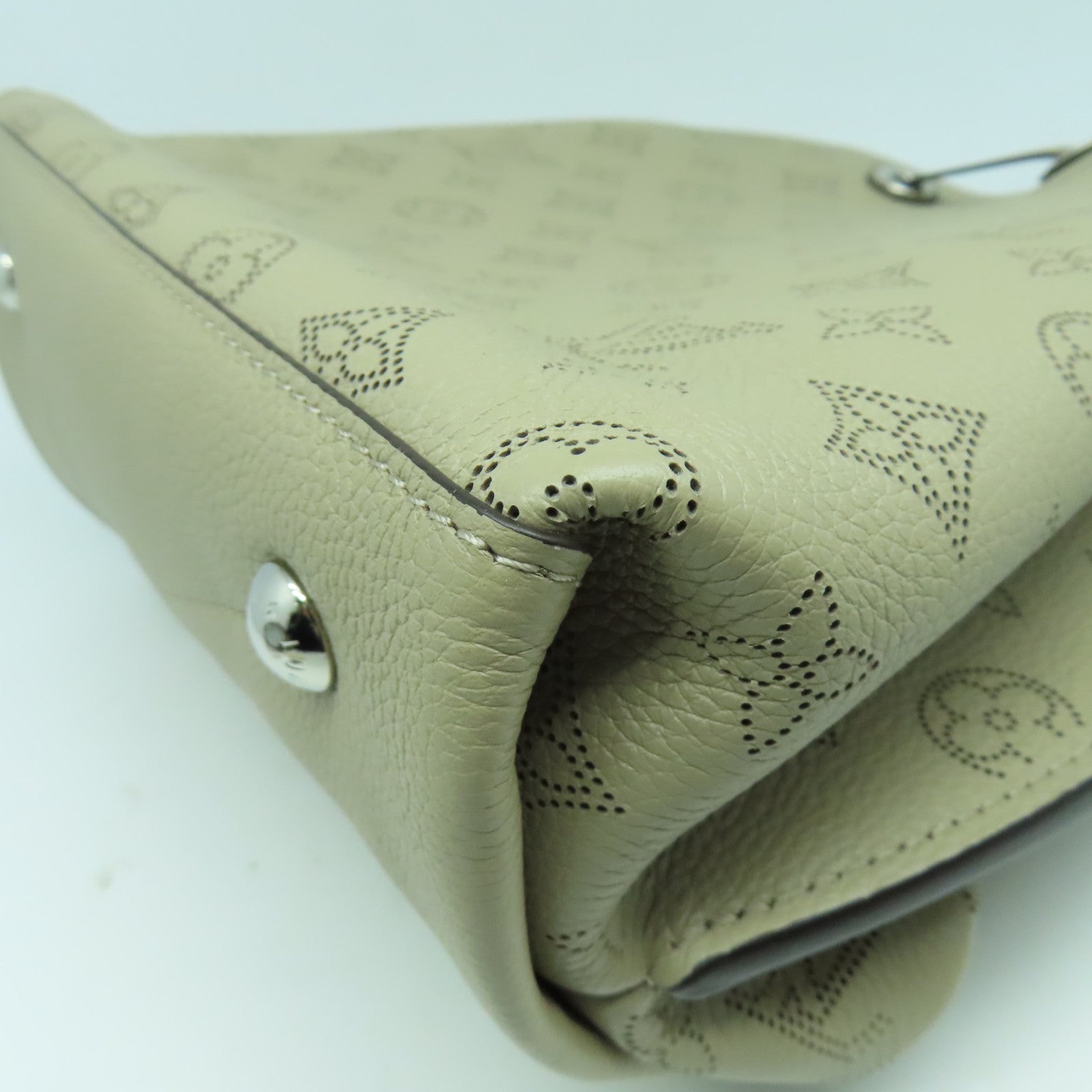 LOUIS VUITTON Mahina Muria銀扣手挽肩背兩用袋卡其色