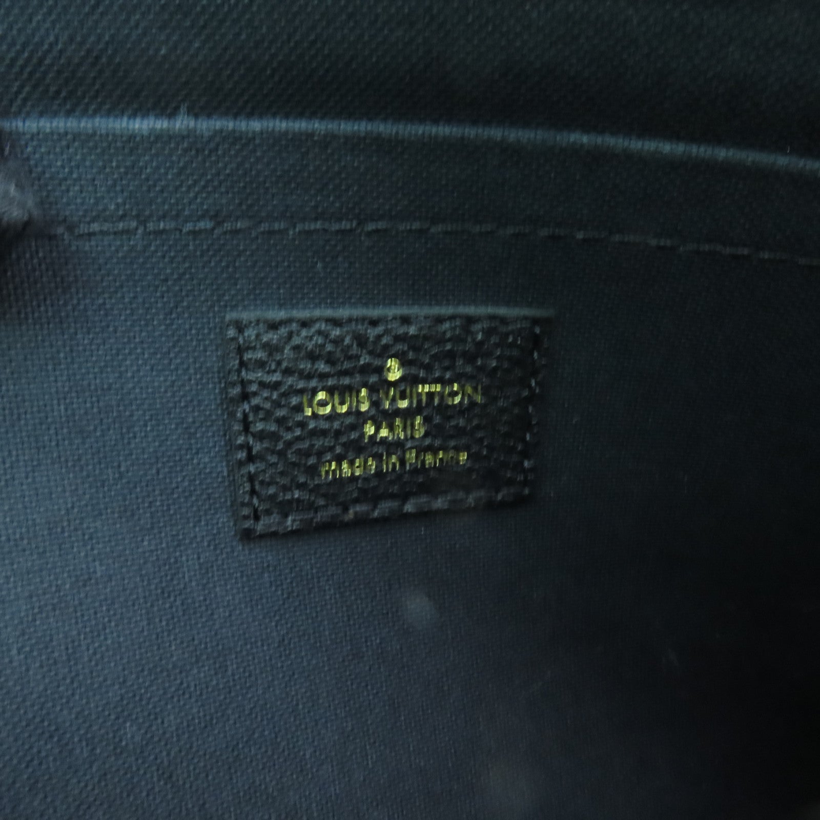 LOUIS VUITTON Monogram Empreinte Daily Pouch金扣手拿包黒色