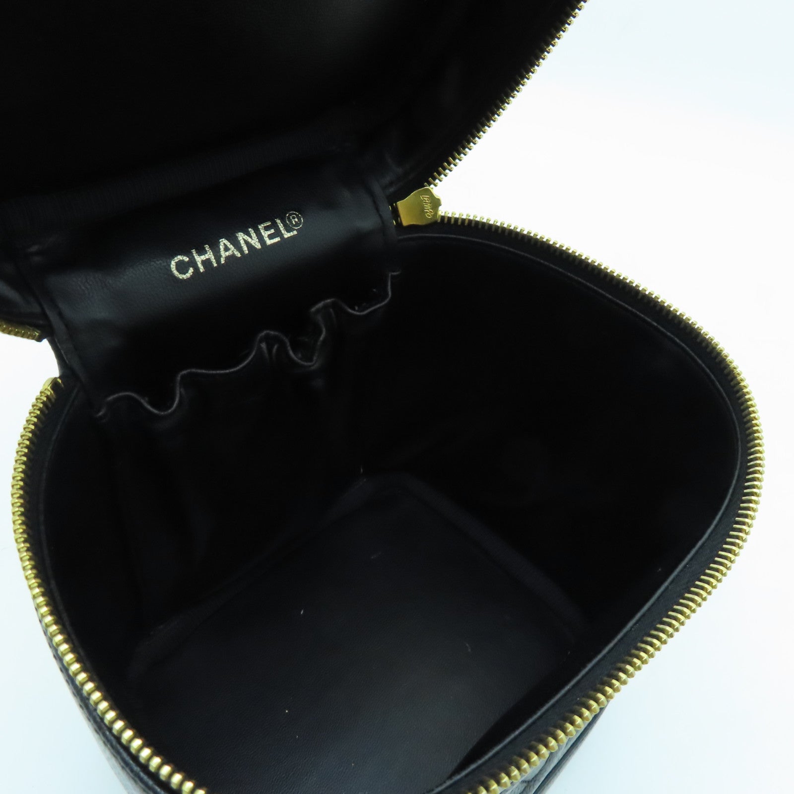 CHANEL cowhide leather Vintage Vanity Case Bag gold buckle handle bag black