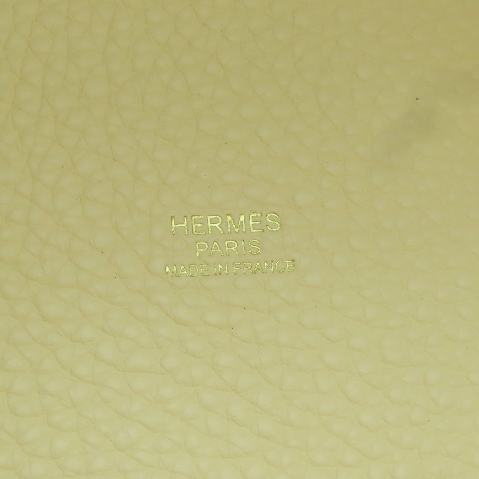 HERMES Taurillon Clemence Leather Picotin PM Gold Buckle Handle Bag White