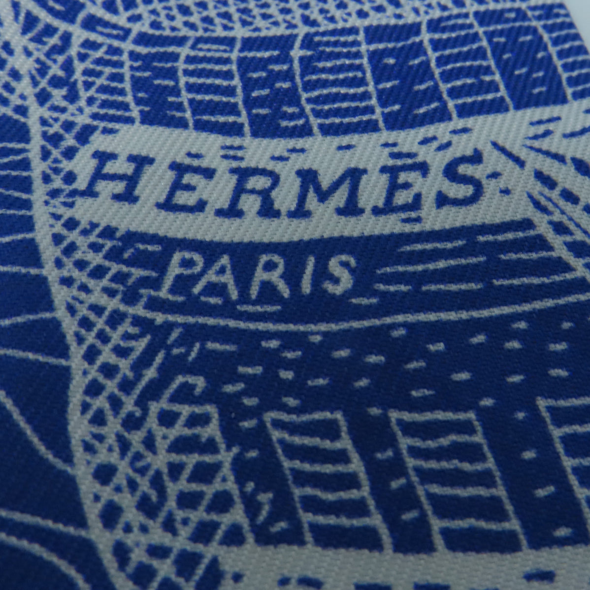 HERMES 丝质Twilly丝巾浅蓝色