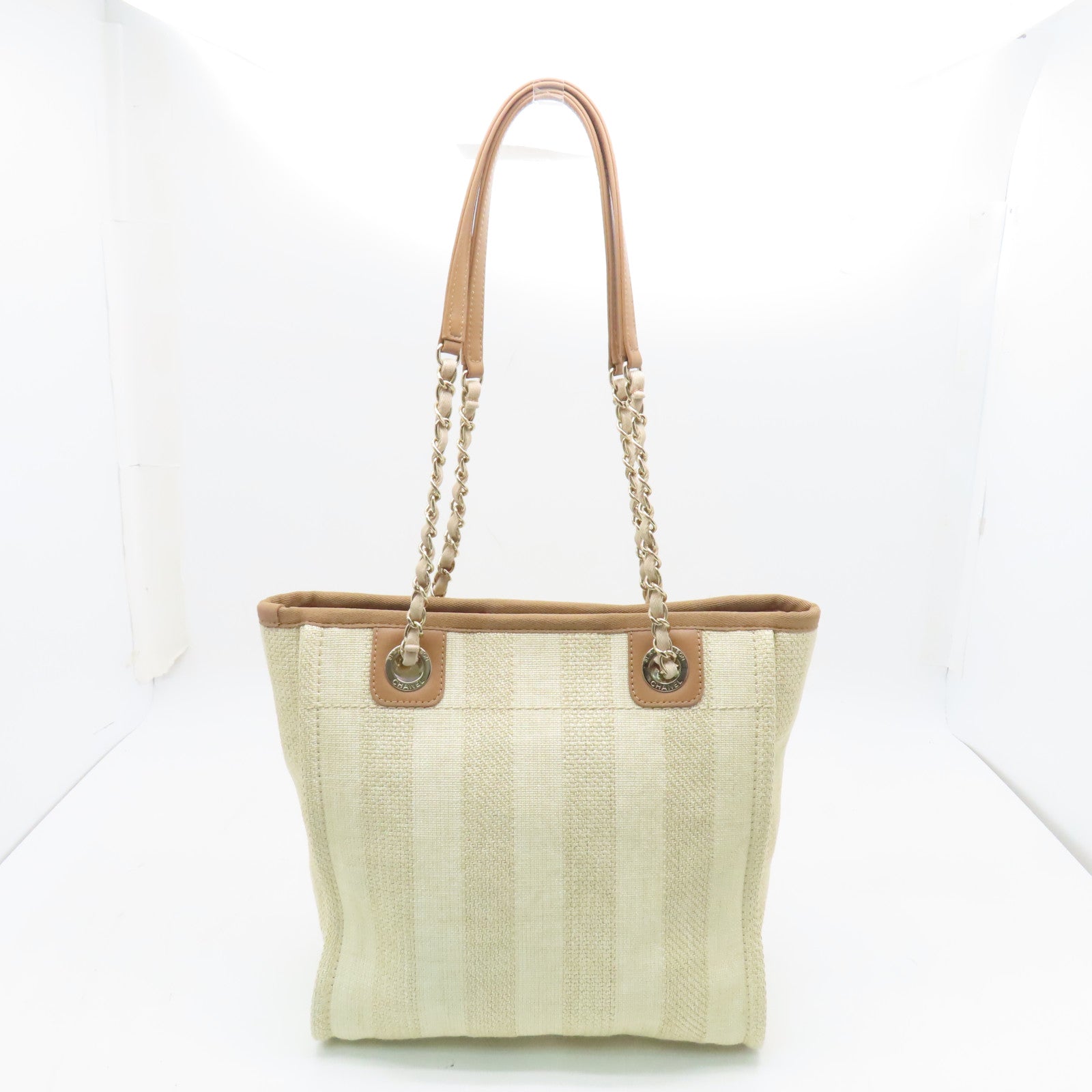 CHANEL 帆布Deauville PM金扣肩背袋米色