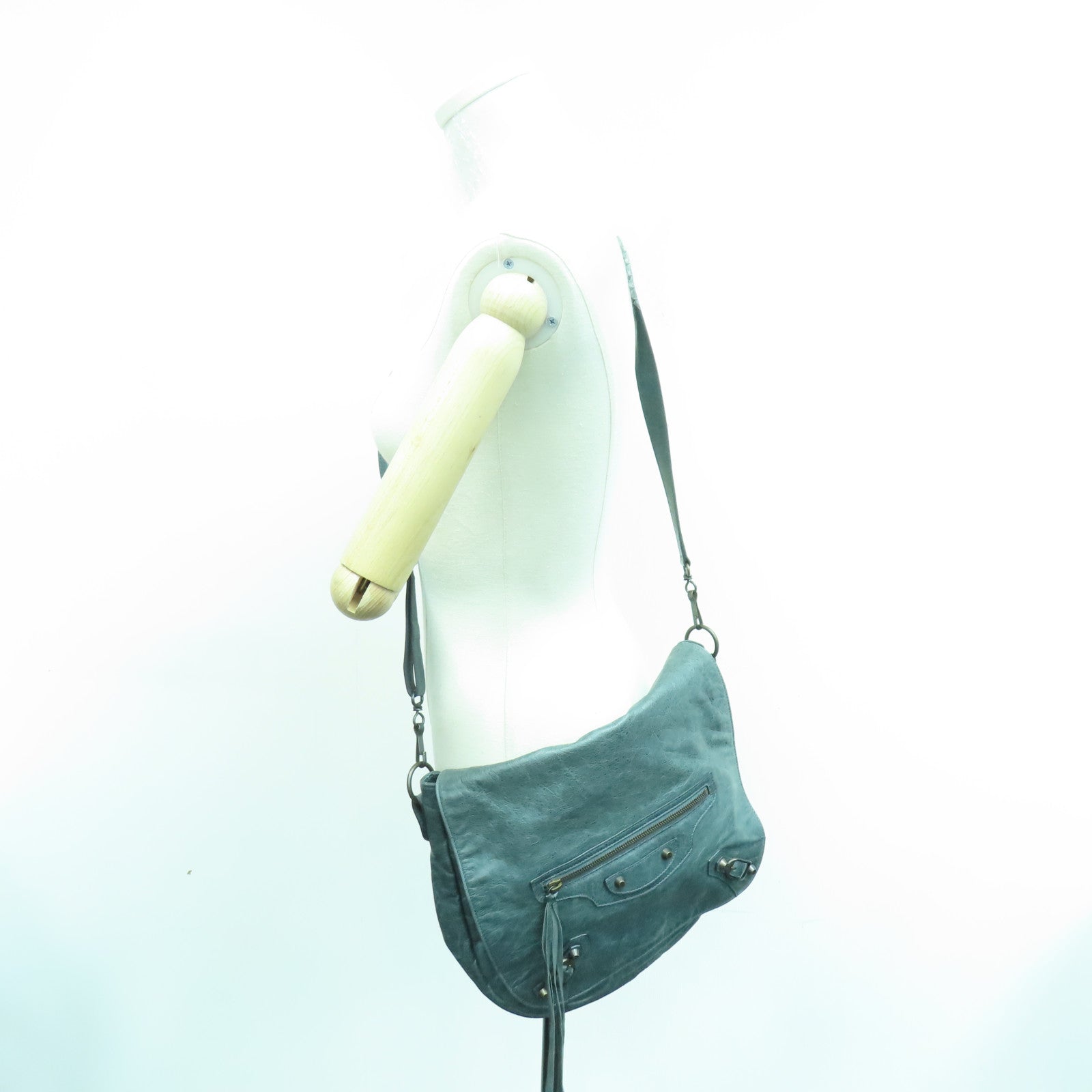 BALENCIAGA Leather Shoulder Bag Gold Buckle Chain Shoulder Bag Green