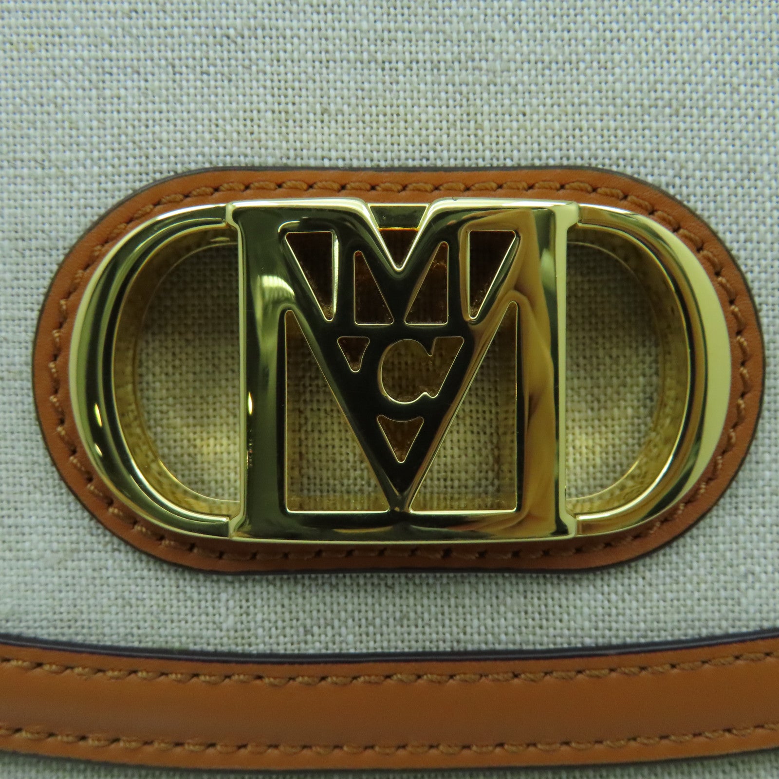 MCM 帆布/牛皮皮革Shoulder Bag金扣肩背袋啡色
