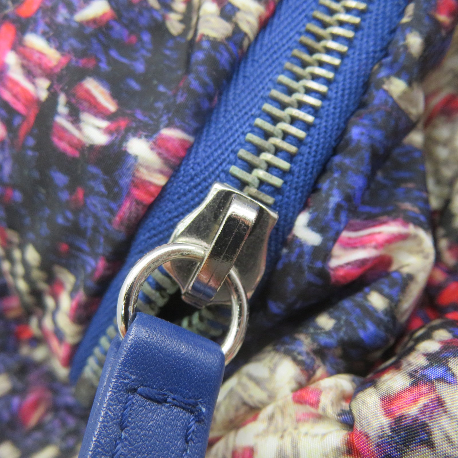 CHANEL 【激減優惠】尼龍Chain Shoulder Bag銀扣鏈帶肩背袋藍色/彩色