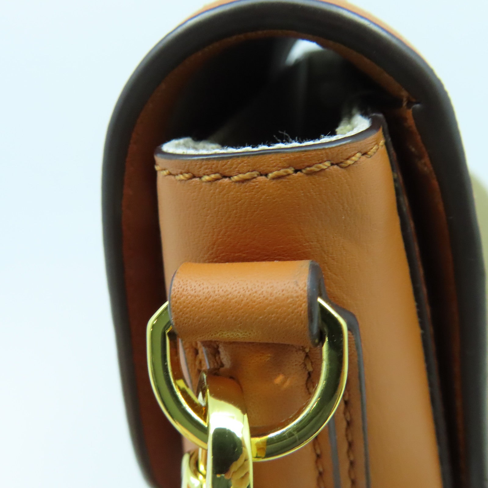 MCM 帆布/牛皮皮革Shoulder Bag金扣肩背袋啡色
