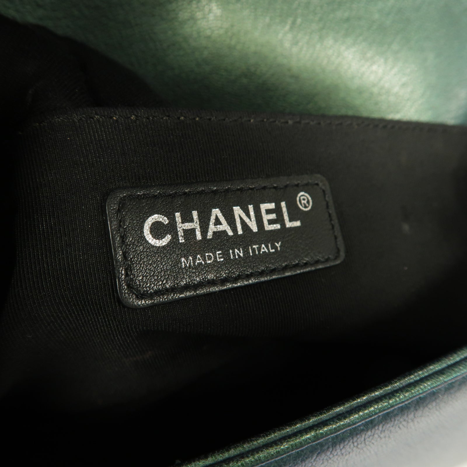 CHANEL 菱格牛皮皮革Boy Chanel 25cm鏈帶肩背袋綠色