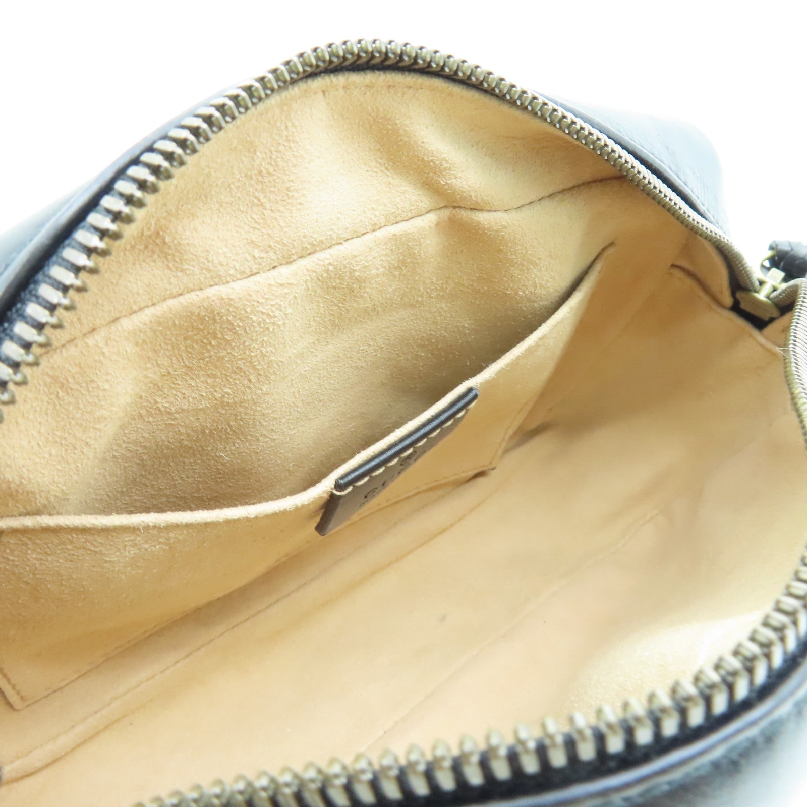 GUCCI Calfskin Leather GG Mormont Gold Buckle Chain Shoulder Bag Black