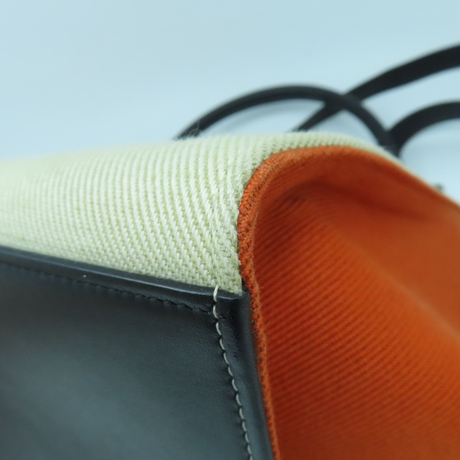 CELINE 帆布/牛皮皮革Trapeze Shoulder Bag金扣手挽肩背兩用袋黑色/橙色/白色