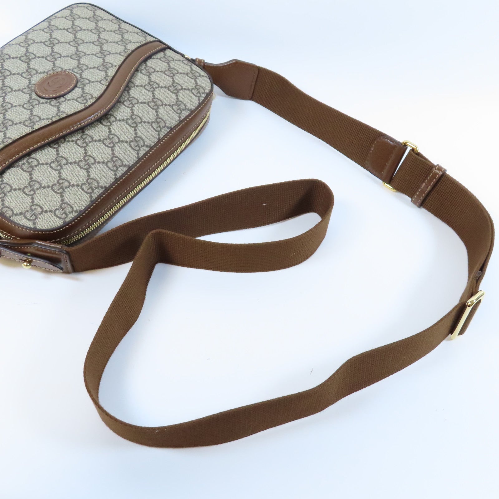 GUCCI 塗層帆布Interlocking G Bag金扣肩背袋啡色