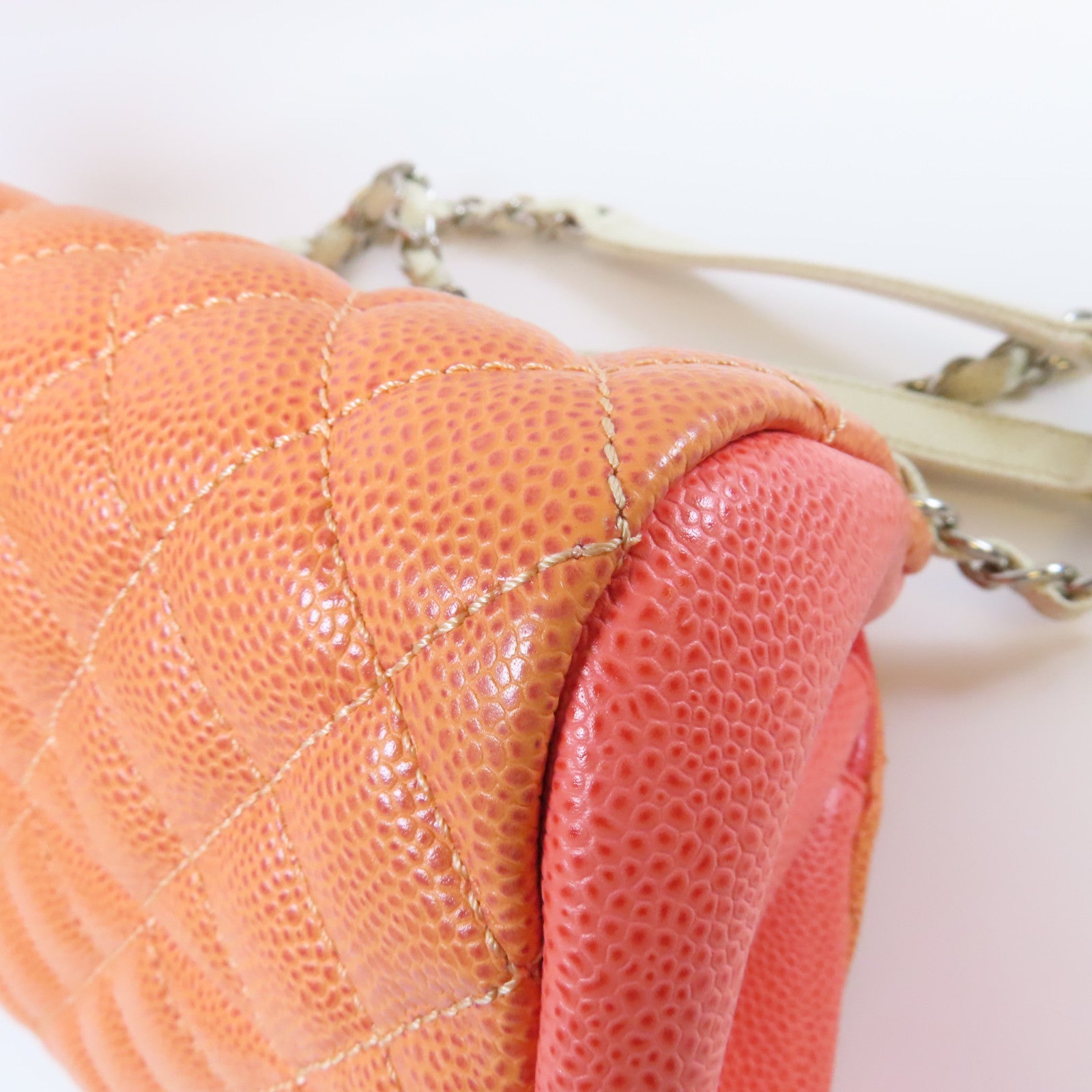 CHANEL 菱格牛皮皮革Shoulder Bag銀扣鏈帶肩背袋橙色/白色