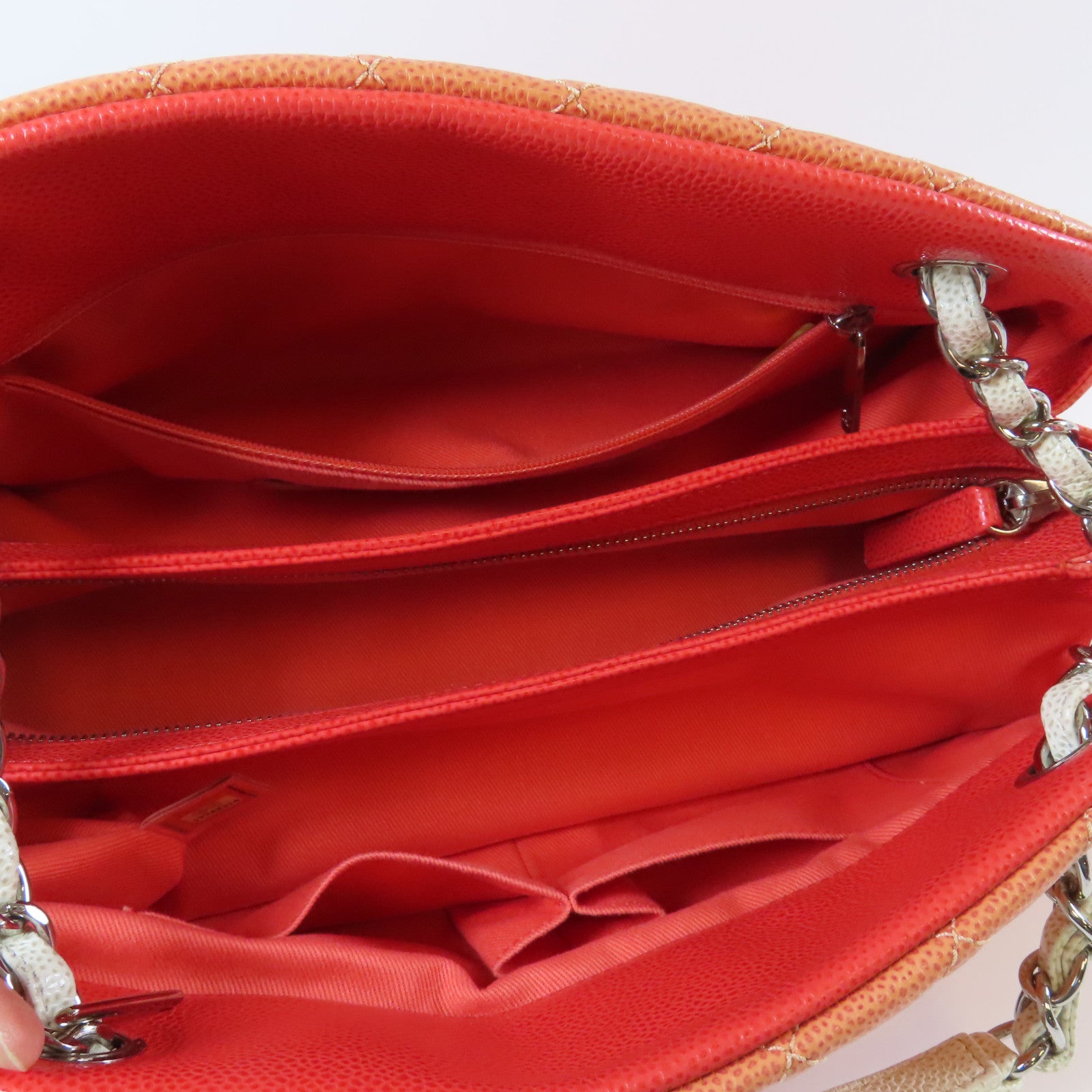 CHANEL 菱格牛皮皮革Shoulder Bag銀扣鏈帶肩背袋橙色/白色