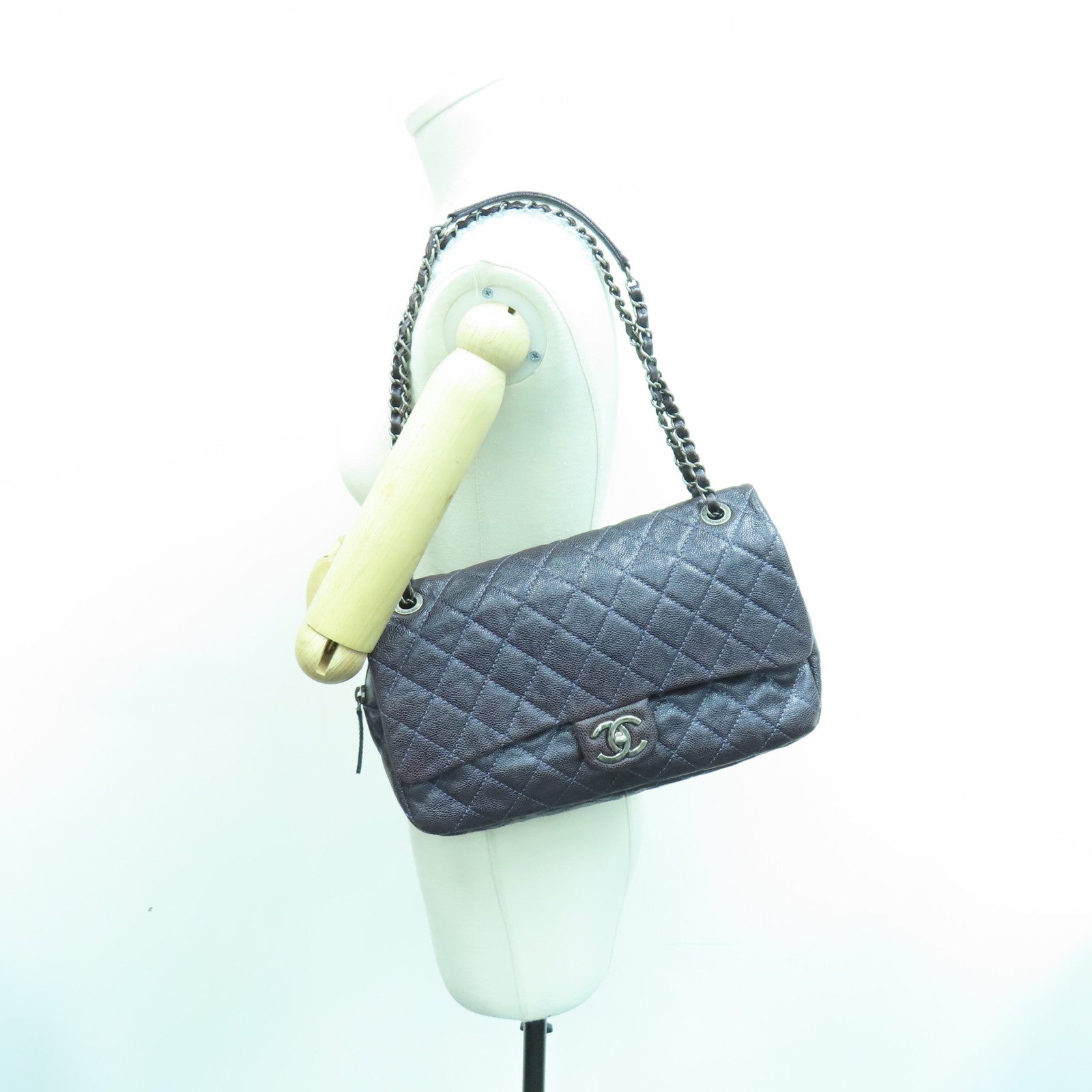 CHANEL 菱格Caviar皮革Chain Shoulder Bag链带肩背袋紫色