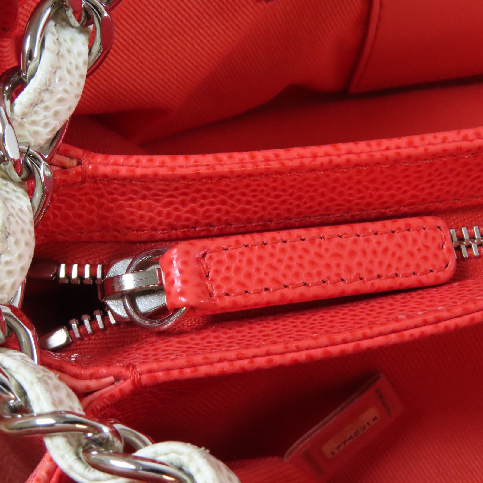 CHANEL 菱格牛皮皮革Shoulder Bag銀扣鏈帶肩背袋橙色/白色