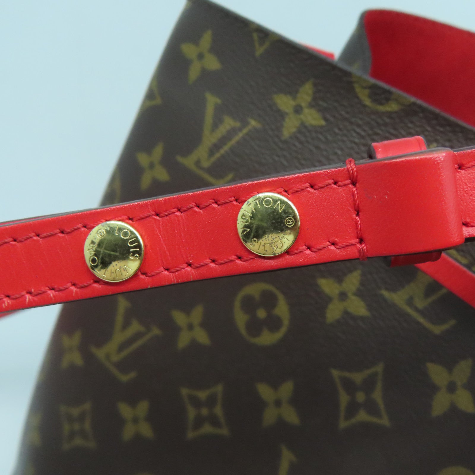 LOUIS VUITTON Monogram NeoNoe MM金扣肩背袋啡色/紅色