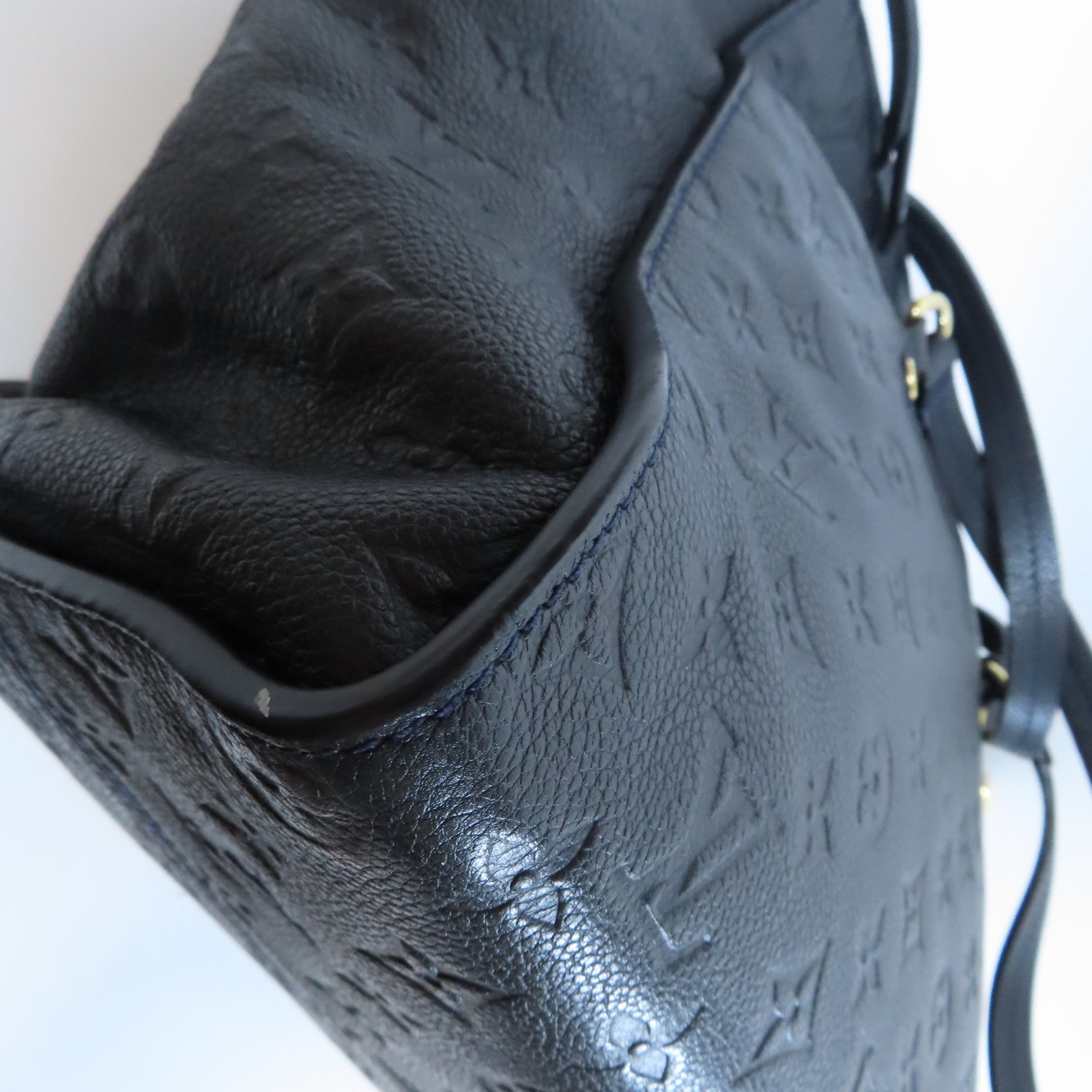 LOUIS VUITTON Monogram Empreinte Laminense PM金扣肩背袋黑色