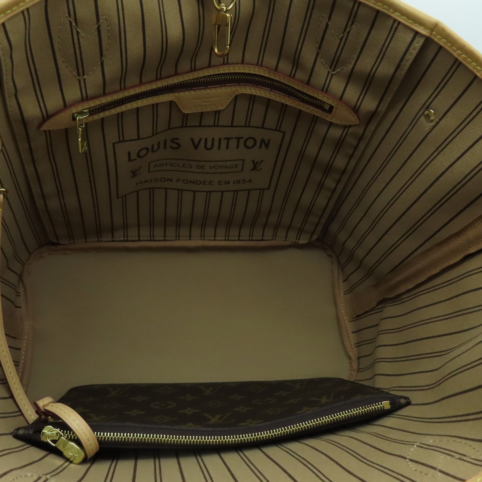 LOUIS VUITTON Monogram Neverfull MM gold buckle handle bag brown