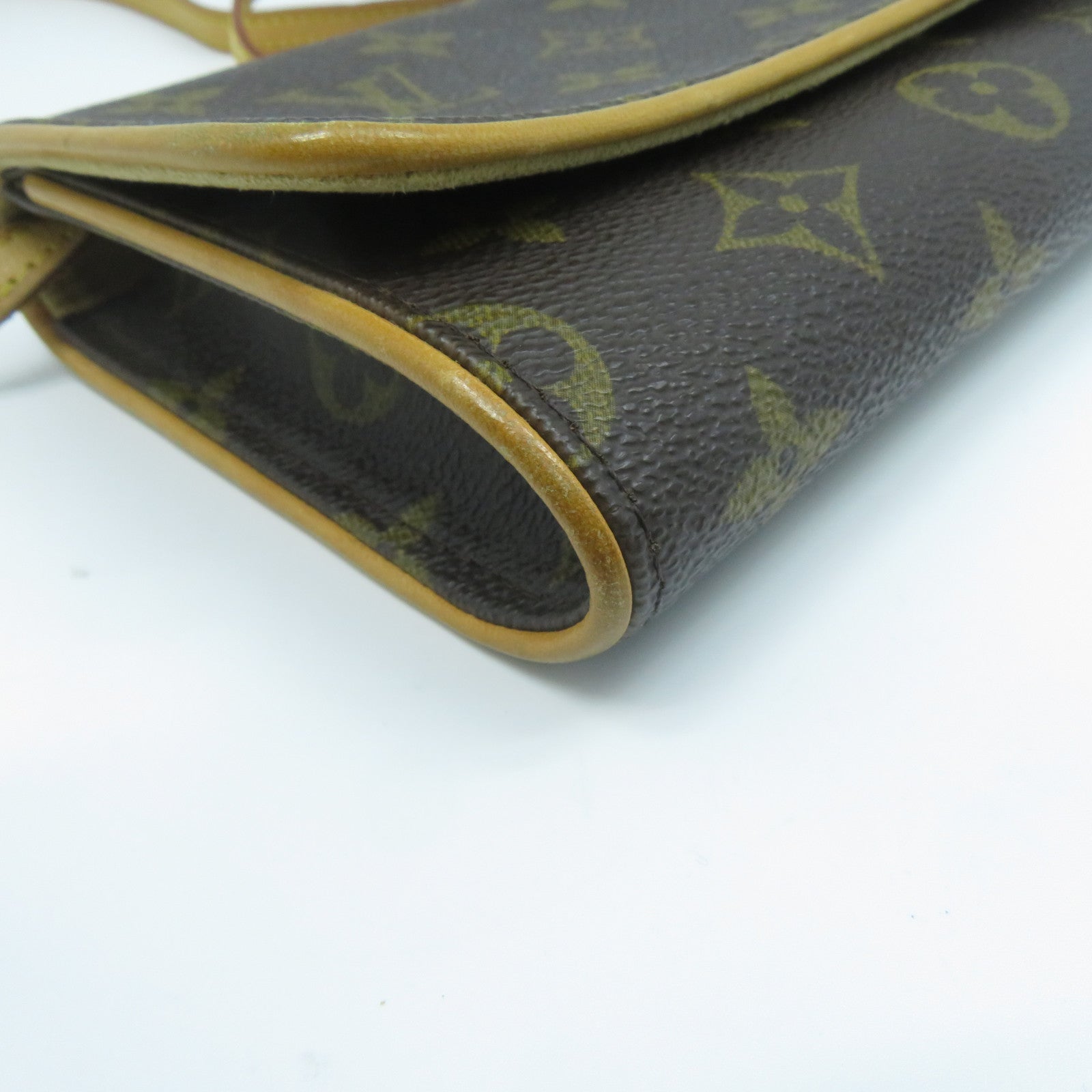 LOUIS VUITTON Monogram Pochette Twin GM金扣肩背袋啡色