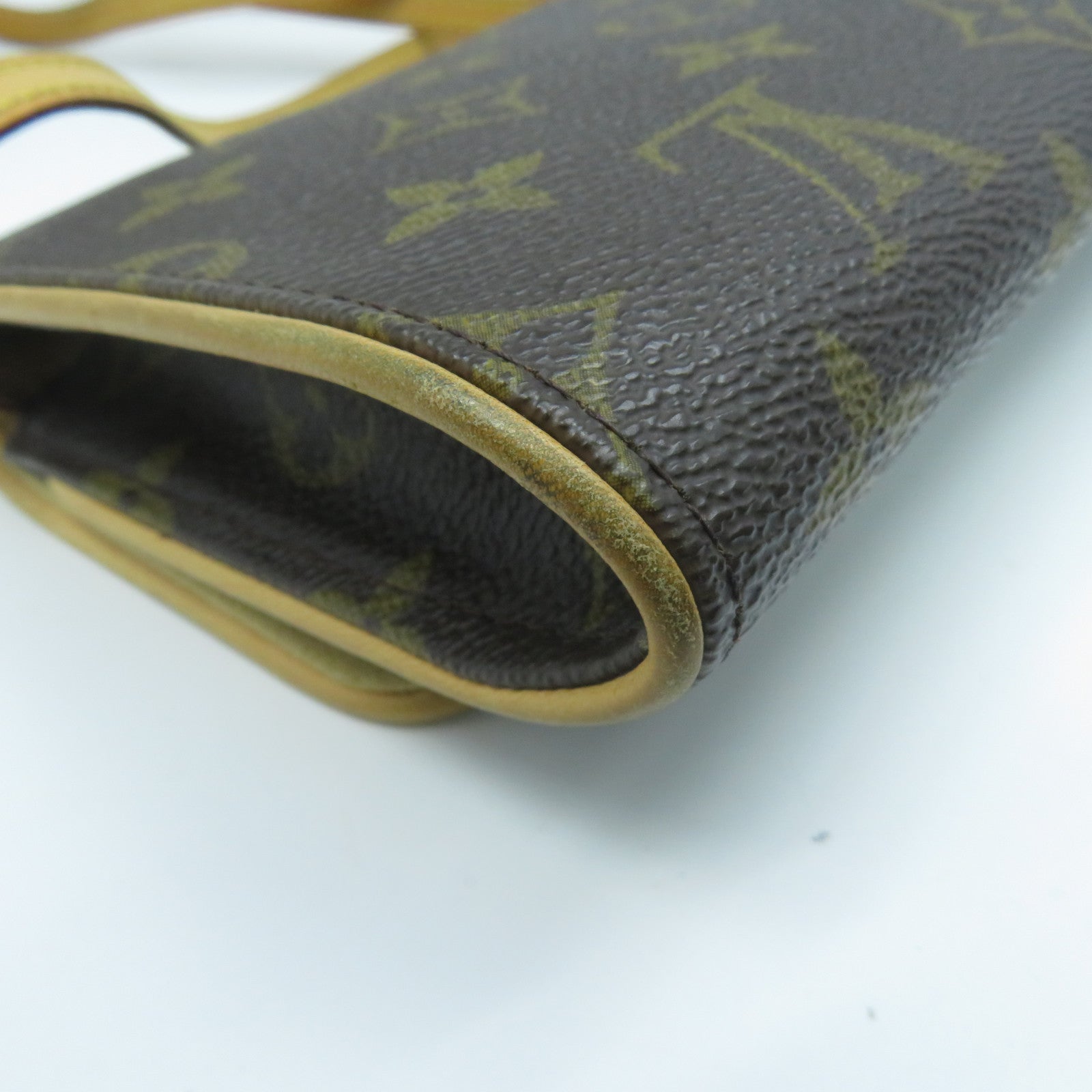 LOUIS VUITTON Monogram Pochette Twin GM金扣肩背袋啡色