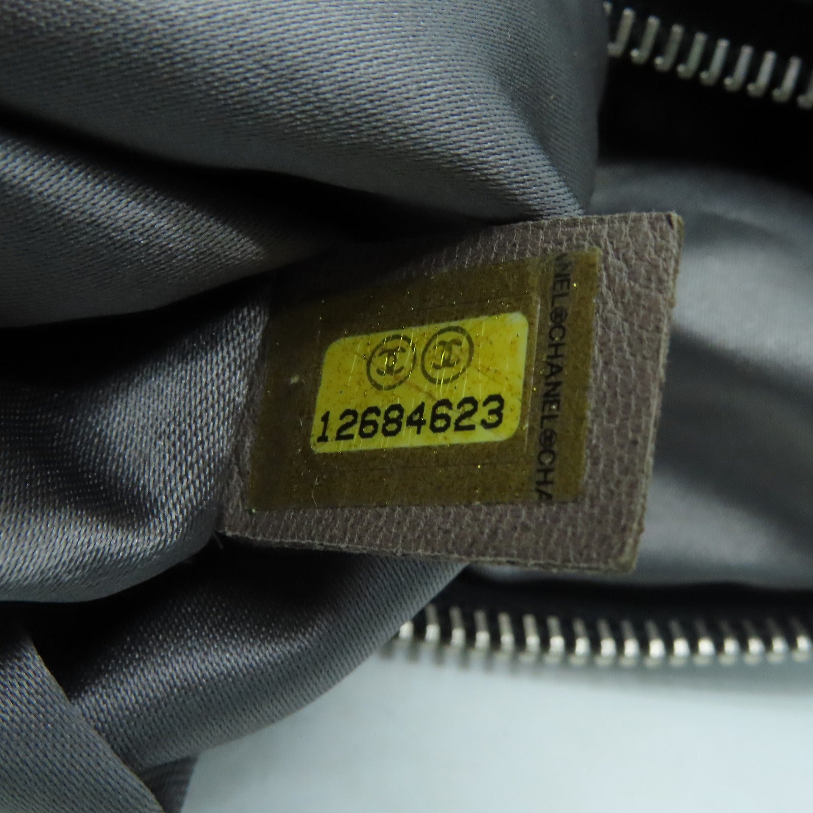 CHANEL 羊皮皮革Chain Bag银扣链带肩背袋黑色