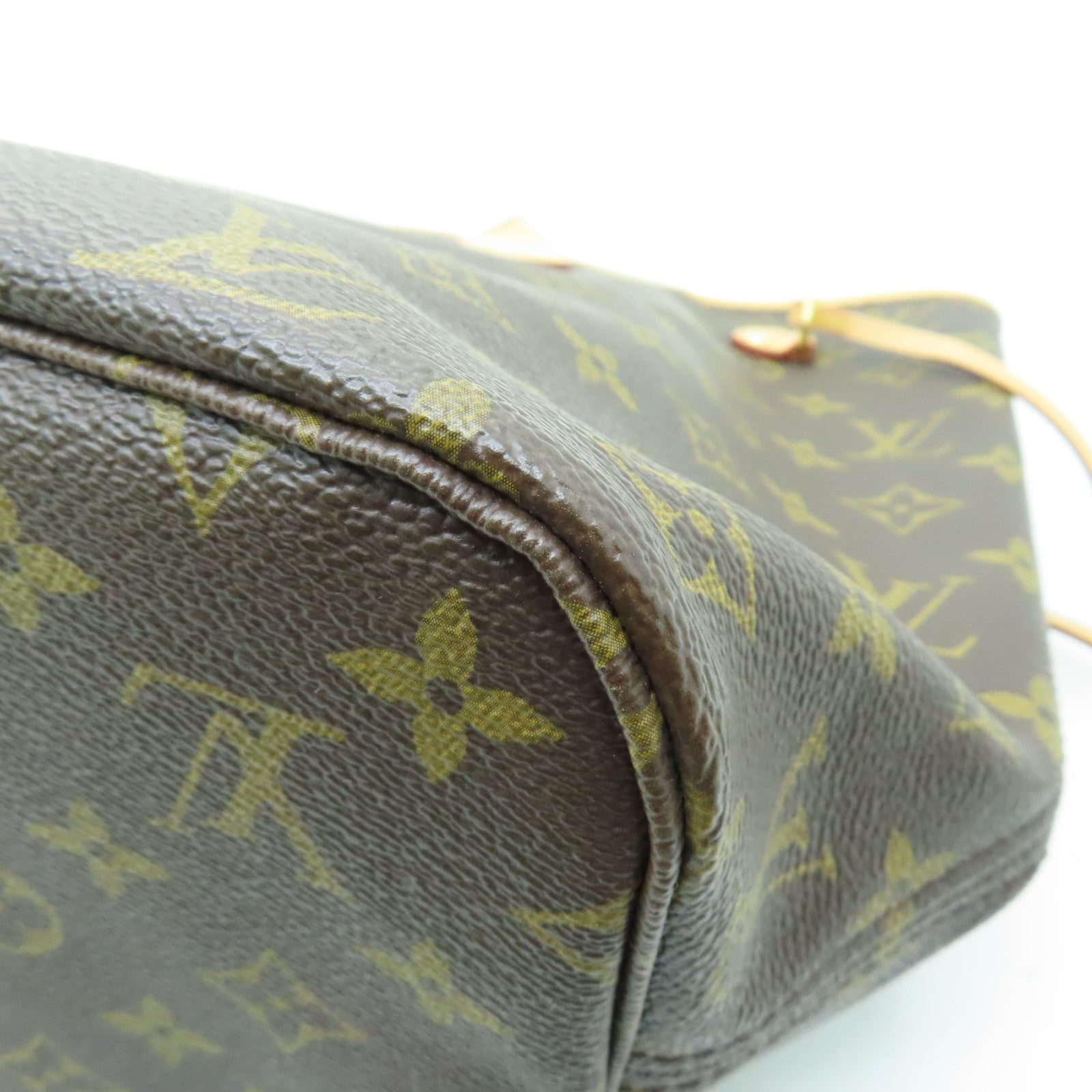 LOUIS VUITTON Monogram Neverfull MM gold buckle handle bag brown