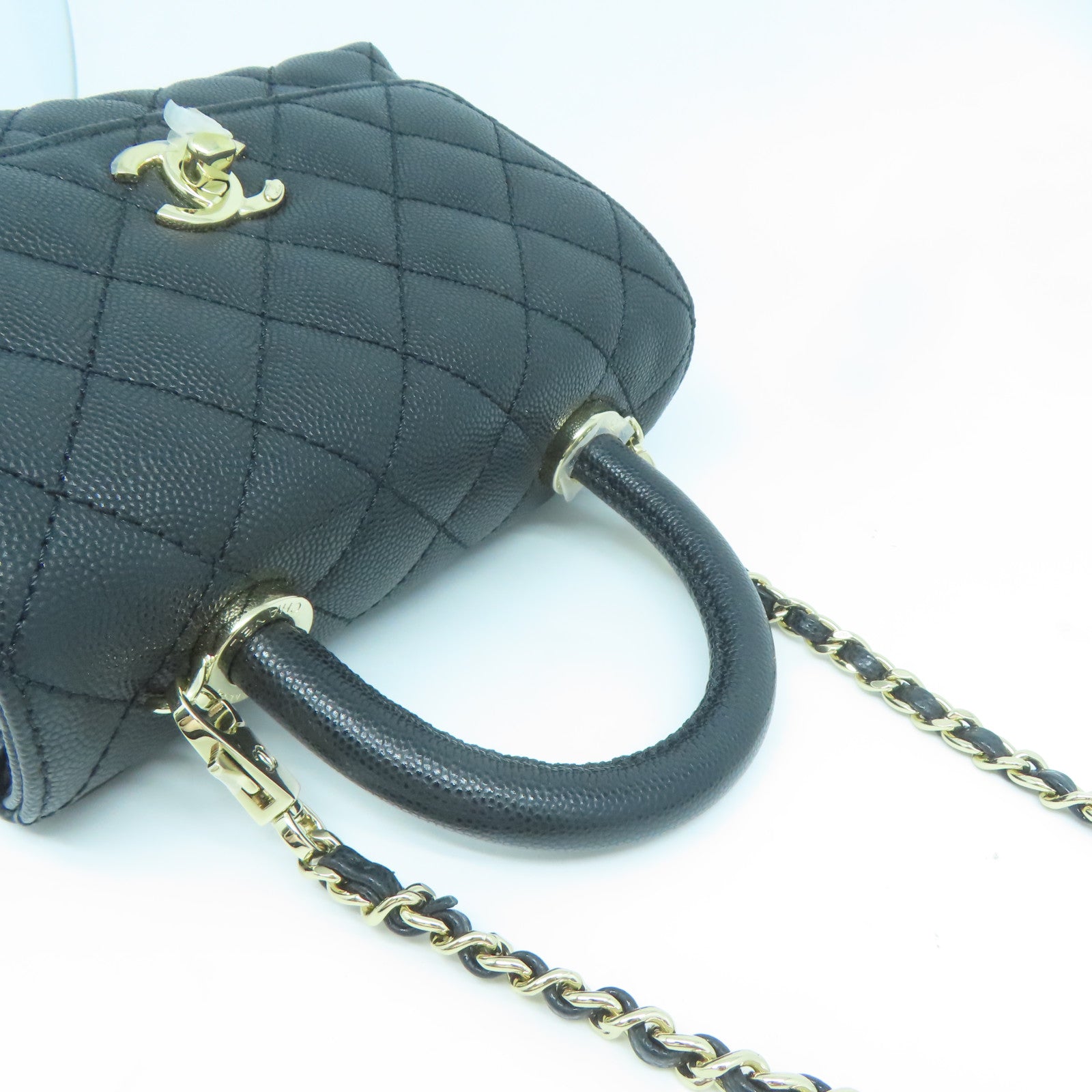 CHANEL 菱格Caviar皮革Coco Handle Mini金扣手挽肩背兩用袋黑色