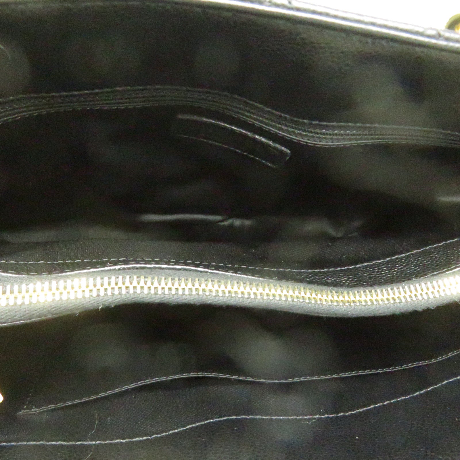 CHANEL Caviar皮革GST金扣鏈帶肩背袋黑色