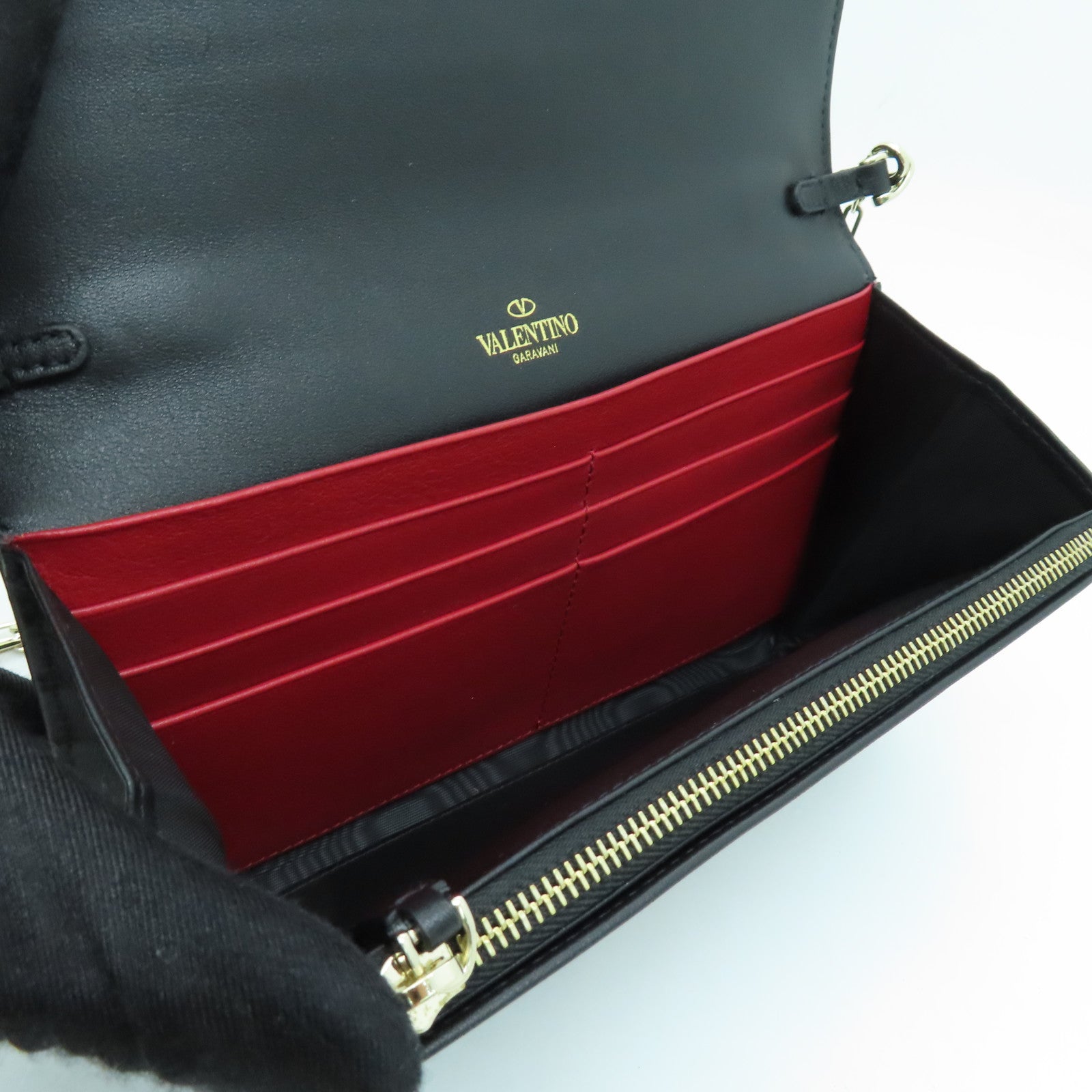 Valentino 牛皮皮革Rockstud Chain Shoulder Bag金扣鏈帶肩背袋黑色