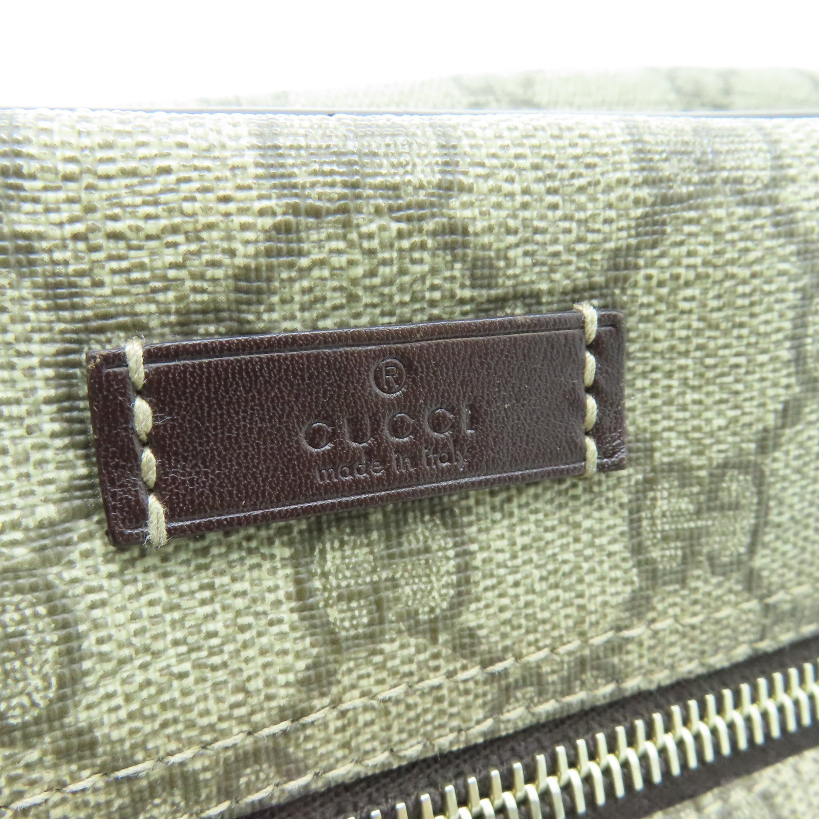 GUCCI coated canvas Shoulder Bag gold buckle shoulder bag brown