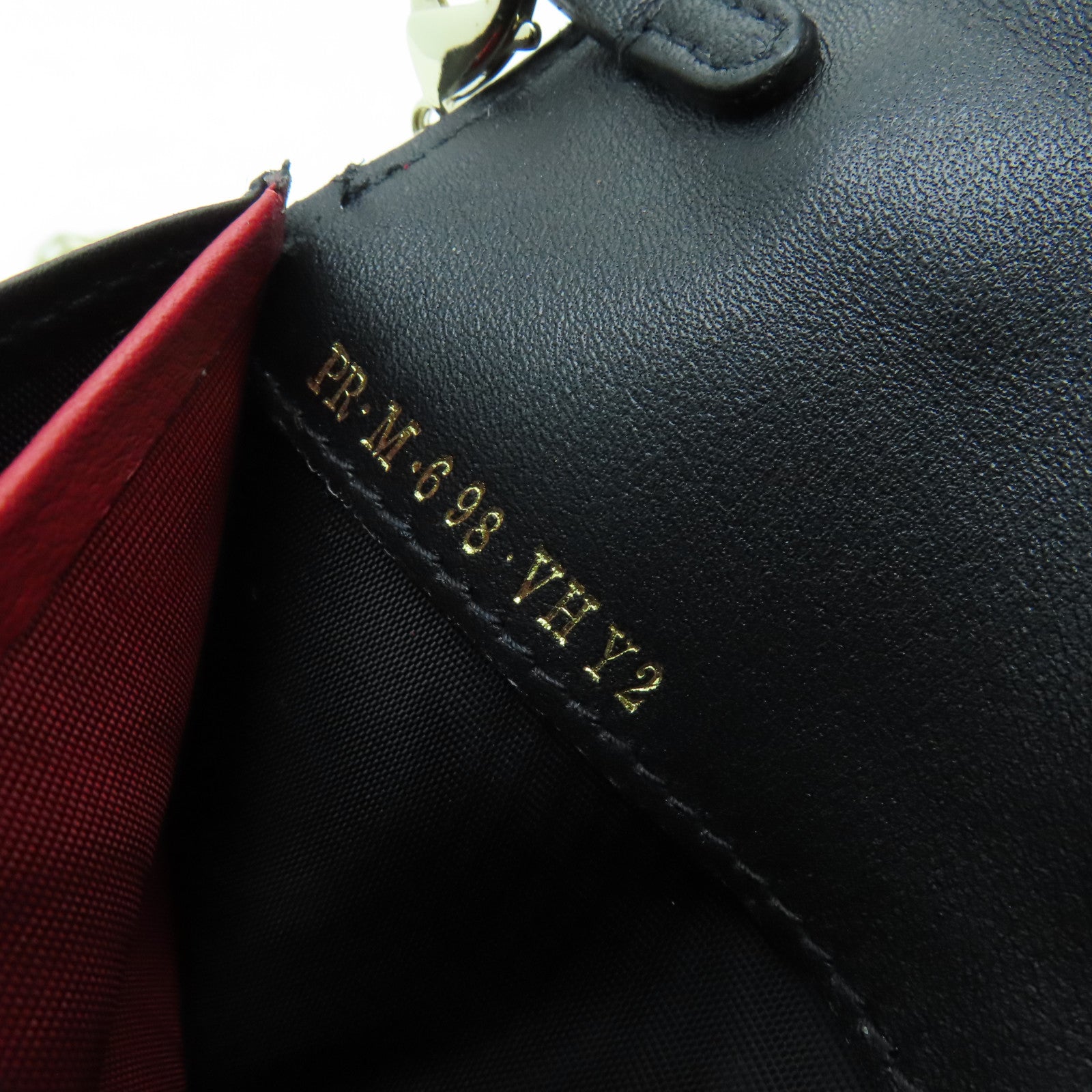 Valentino 牛皮皮革Rockstud Chain Shoulder Bag金扣鏈帶肩背袋黑色