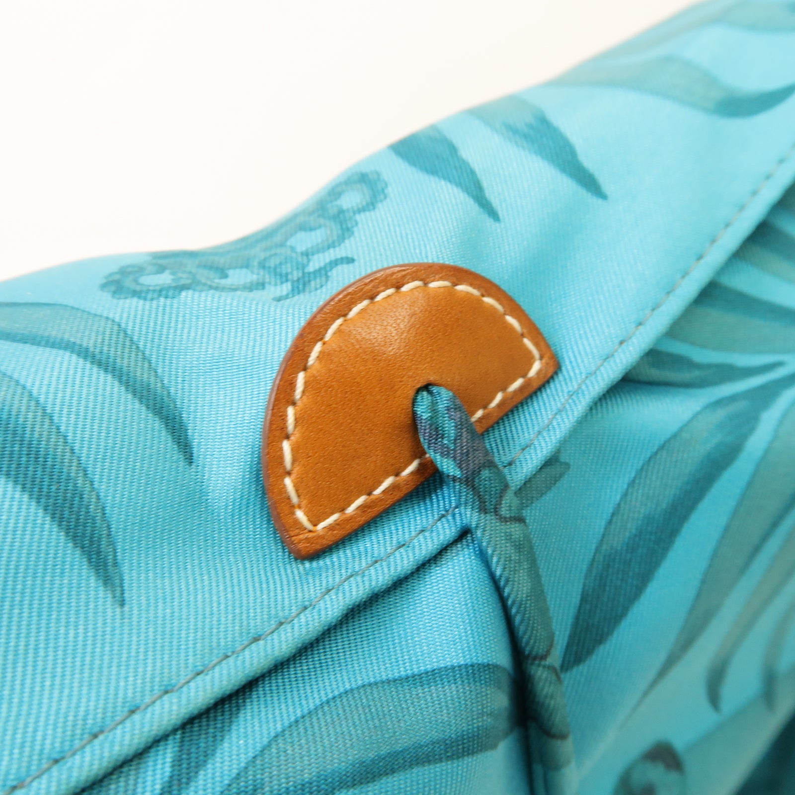 HERMES 絲質Silk City銀扣肩背袋綠色
