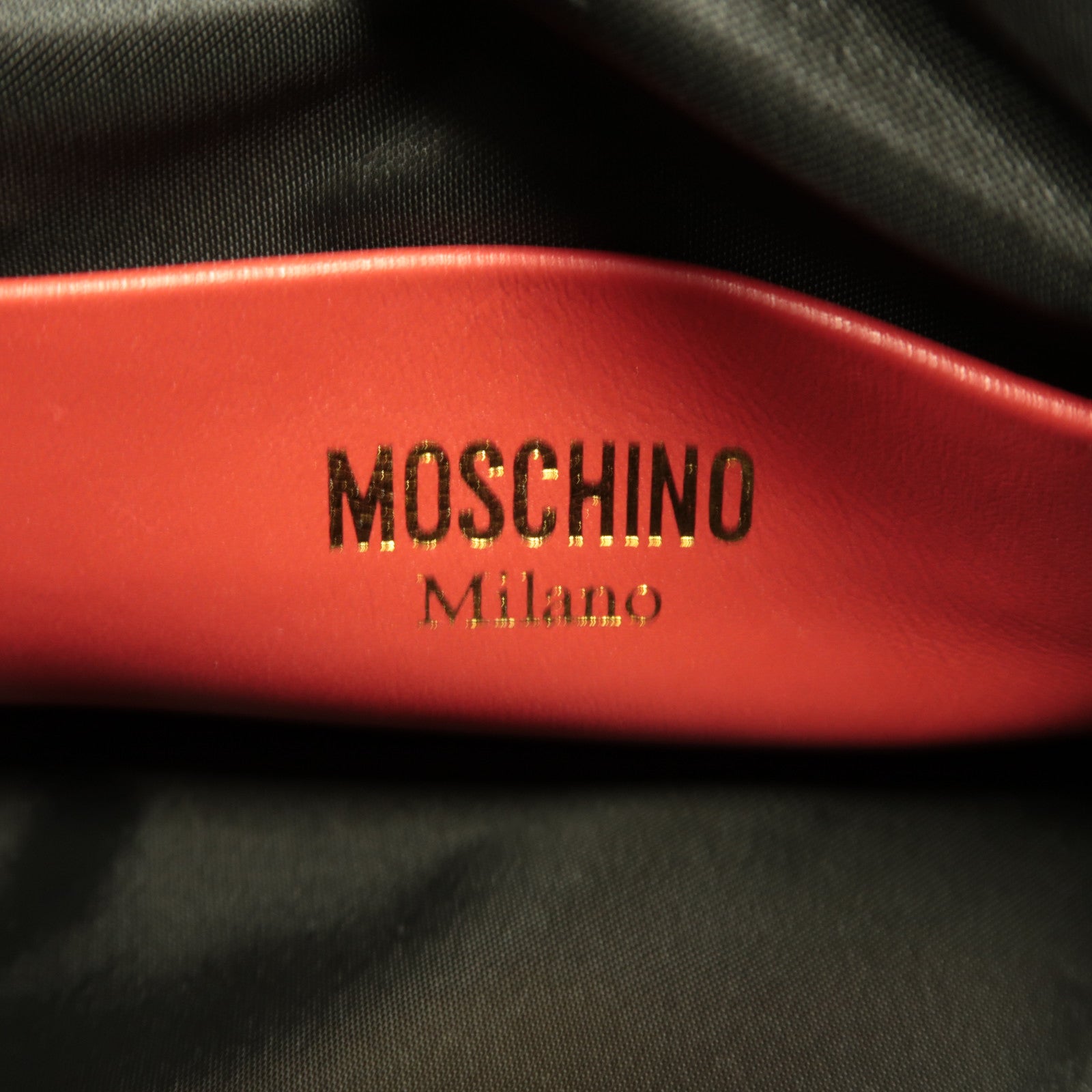 MOSCHINO 牛皮皮革Bugs Bunny Shoulder Bag金扣手挽肩背兩用袋紅色