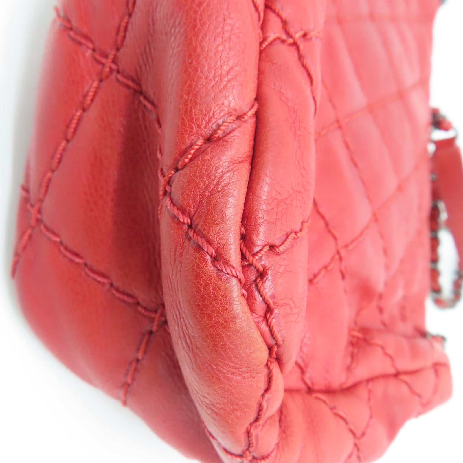 CHANEL 【激减优惠】菱格Caviar皮革Chain Shoulder Bag银扣肩背袋红色