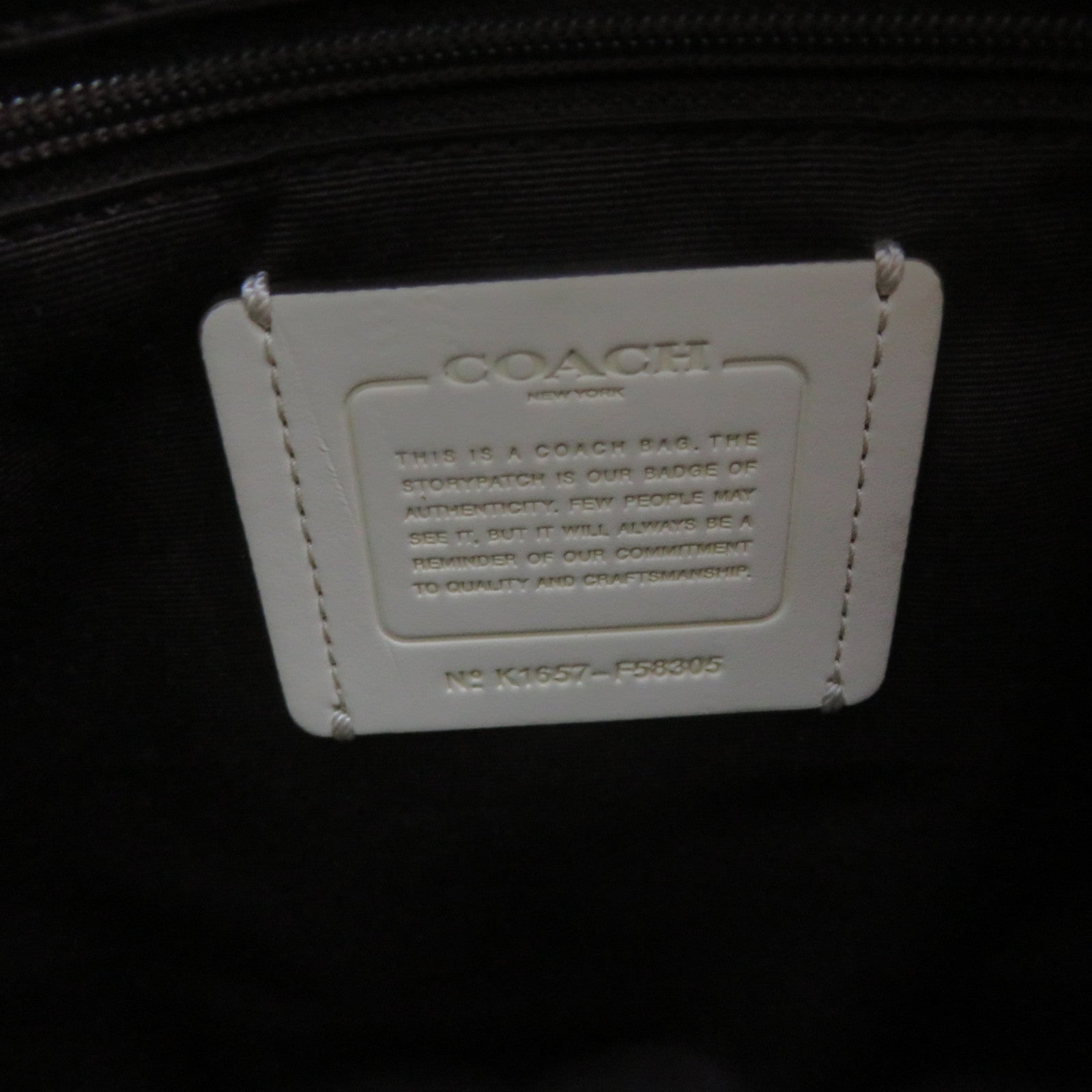 COACH 塗層帆布2Way Shoulder Bag手挽肩背兩用袋杏色/米白色