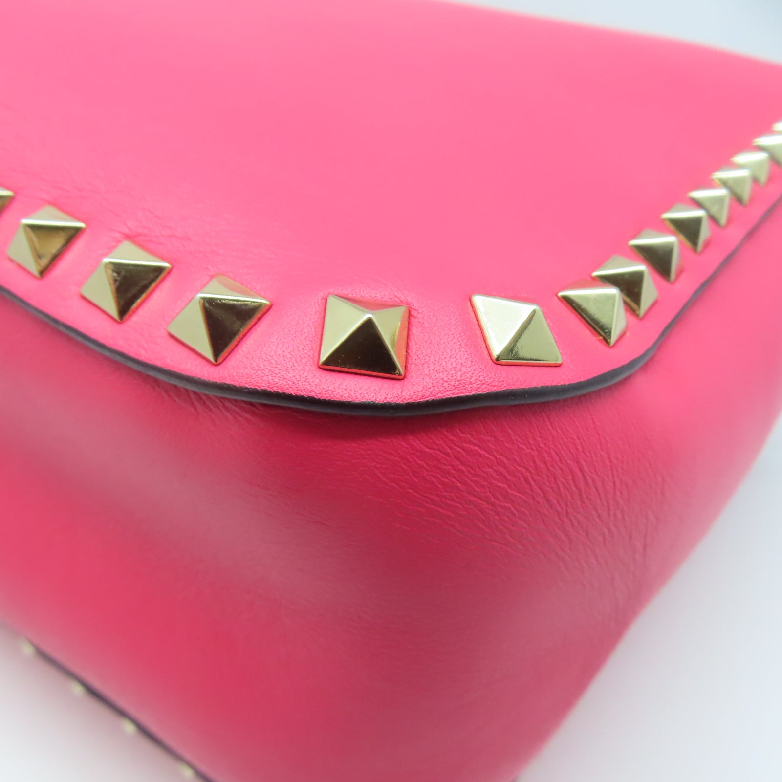 Valentino 牛皮皮革Shoulder Bag金扣肩背袋粉紅色