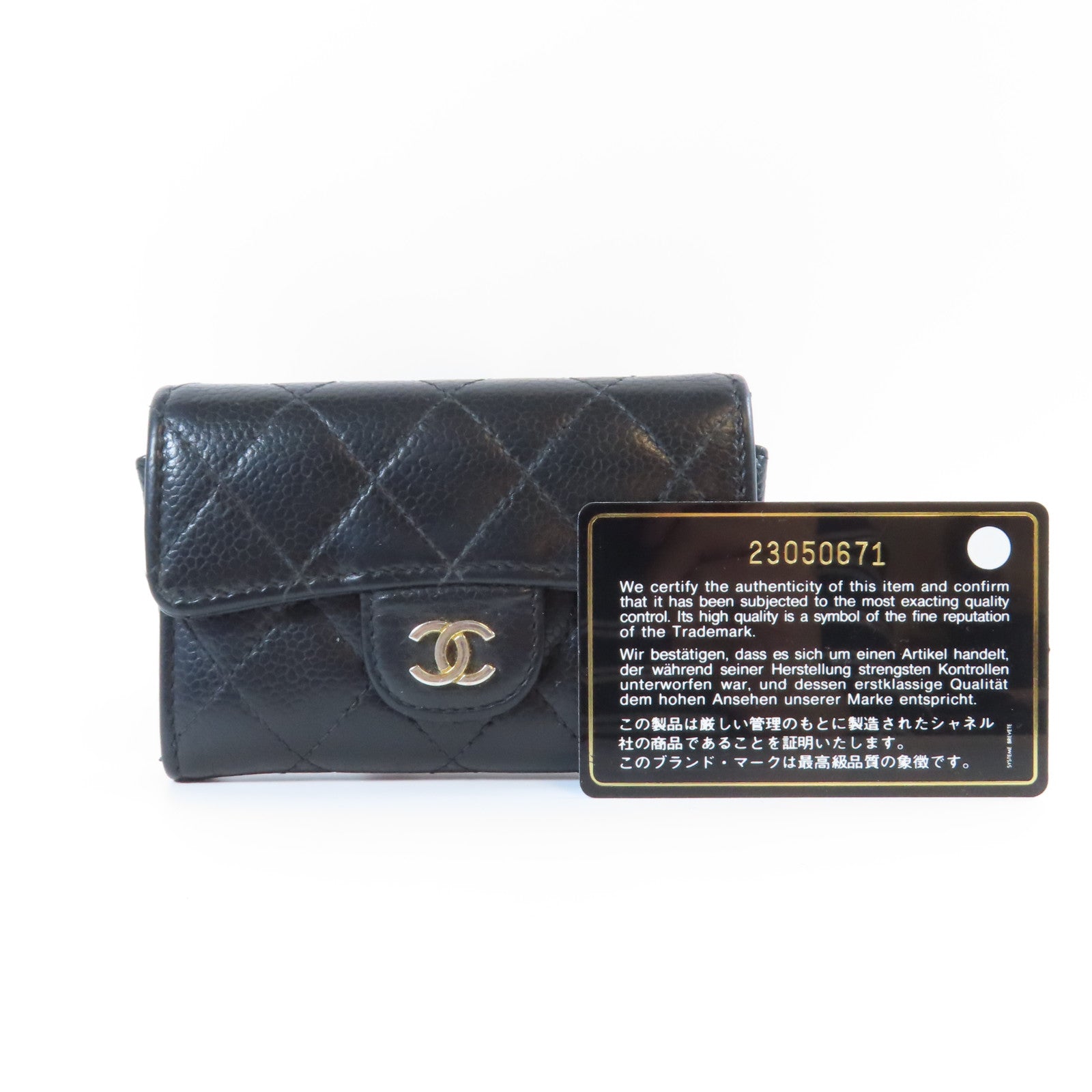 CHANEL 菱格Caviar皮革Card Case金扣卡片套黑色