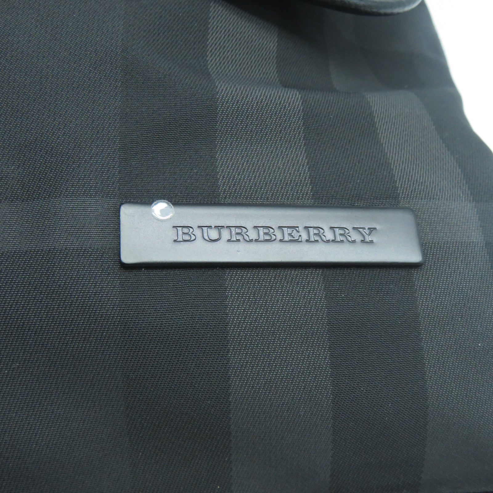 BURBERRY 尼龍Shoulder Bag黑扣肩背袋黑色
