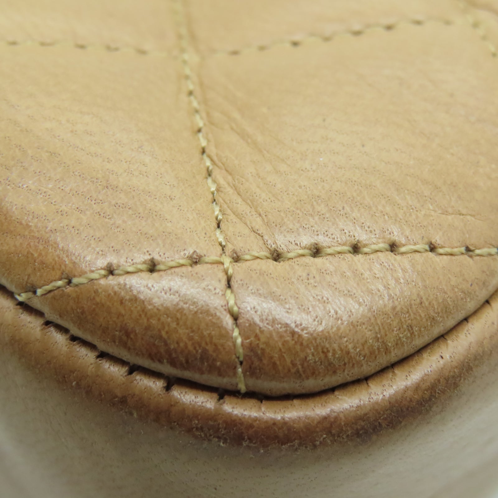 CHANEL Rhombus Sheepskin Leather Vintage Chain Tote Gold Buckle Chain Belt Shoulder Bag Brown