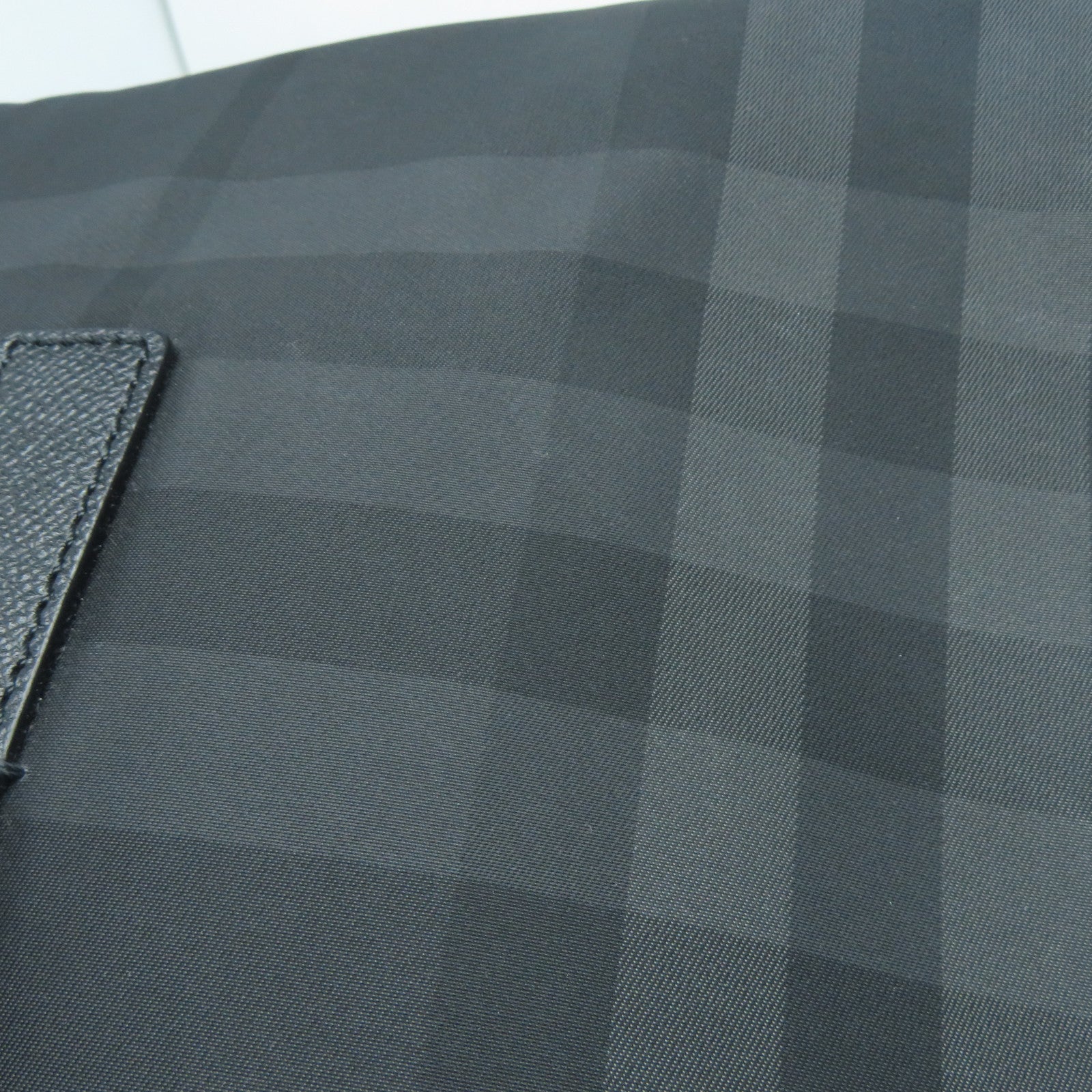 BURBERRY 尼龍Shoulder Bag黑扣肩背袋黑色