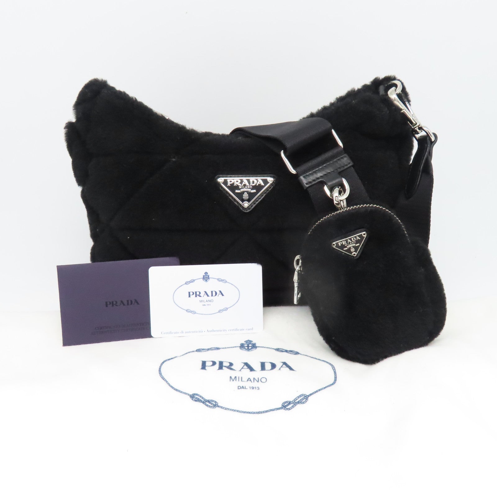 PRADA 毛茸Shoulder Bag银扣肩背袋黑色