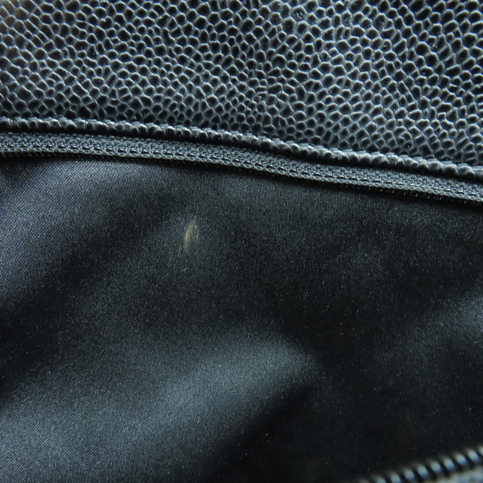CHANEL 菱格Caviar皮革GST銀扣肩背袋黑色
