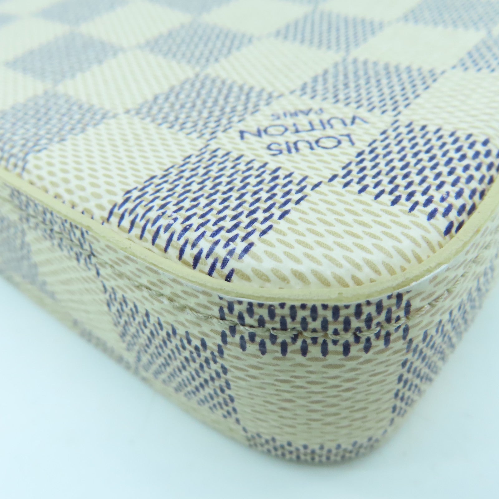 LOUIS VUITTON Damier Azur Felicie Pochette Shoulder金扣鏈帶肩背袋白色