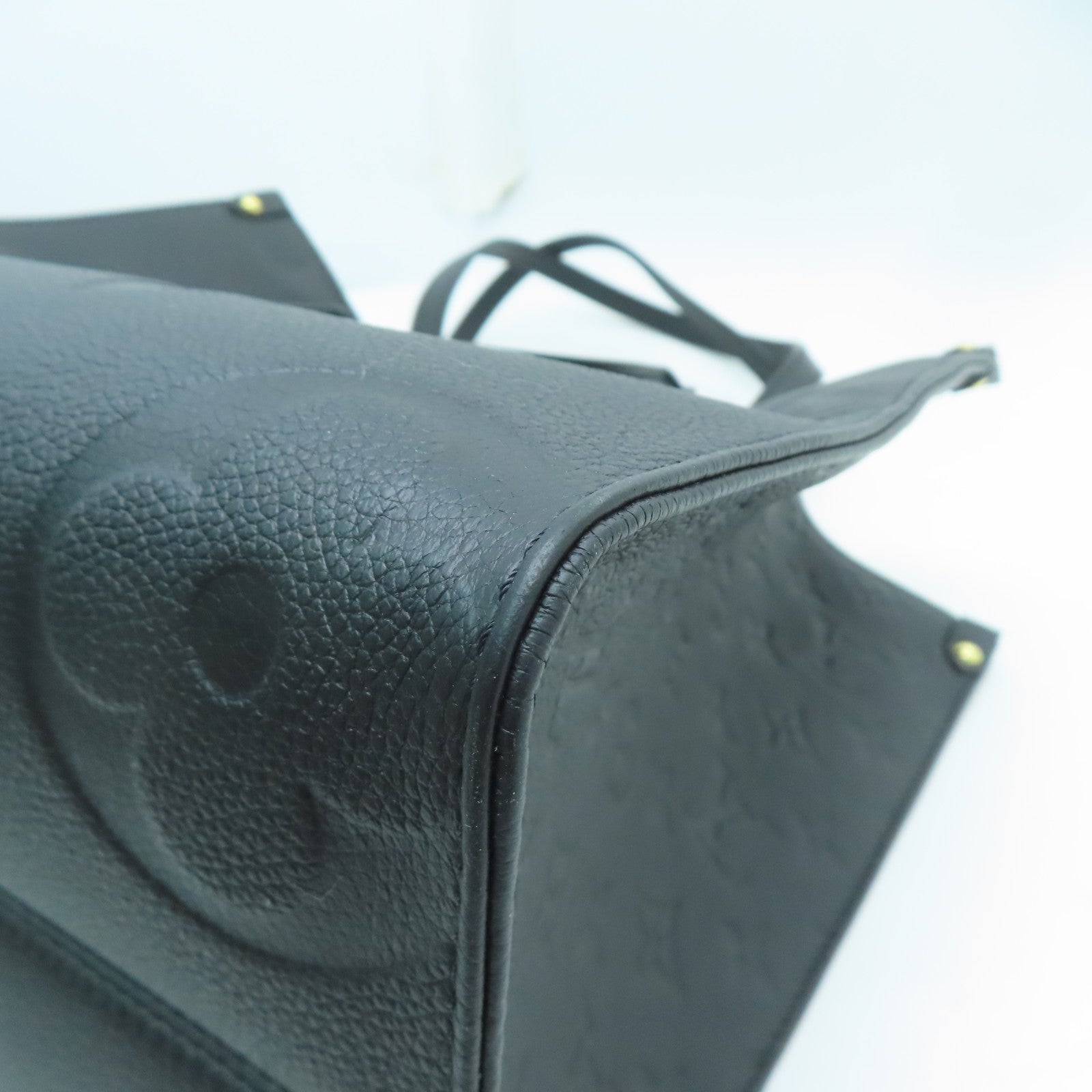 LOUIS VUITTON Monogram Empreinte OnTheGo MM金扣手挽肩背两用袋黑色