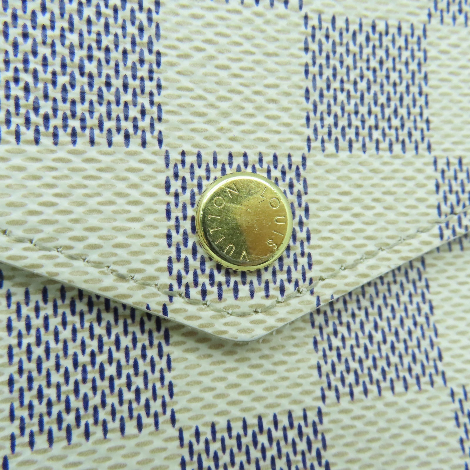 LOUIS VUITTON Damier Azur Felicie Pochette Shoulder金扣鏈帶肩背袋白色