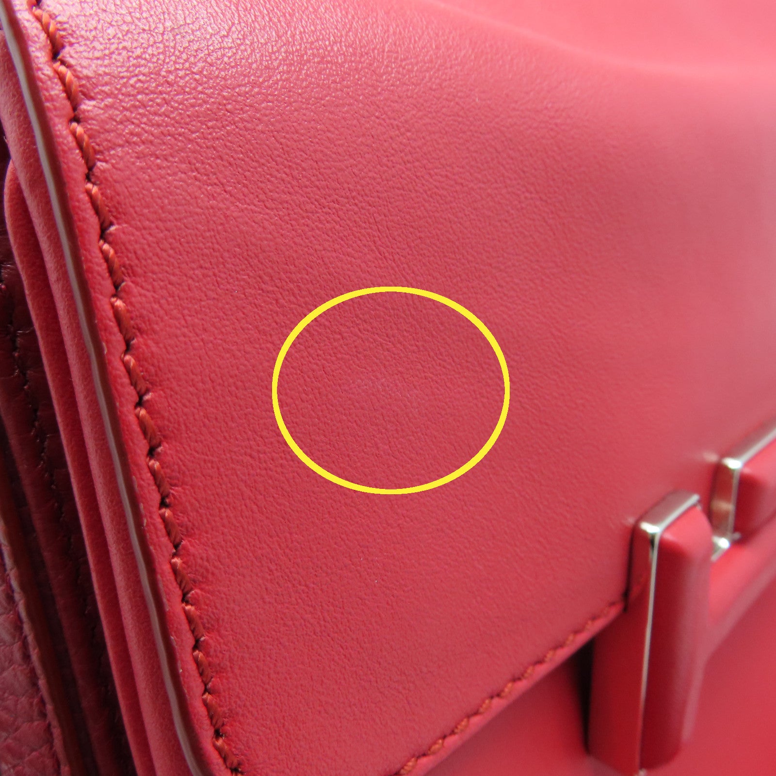 TOD'S 牛皮皮革Shoulder Bag银扣肩背袋红色