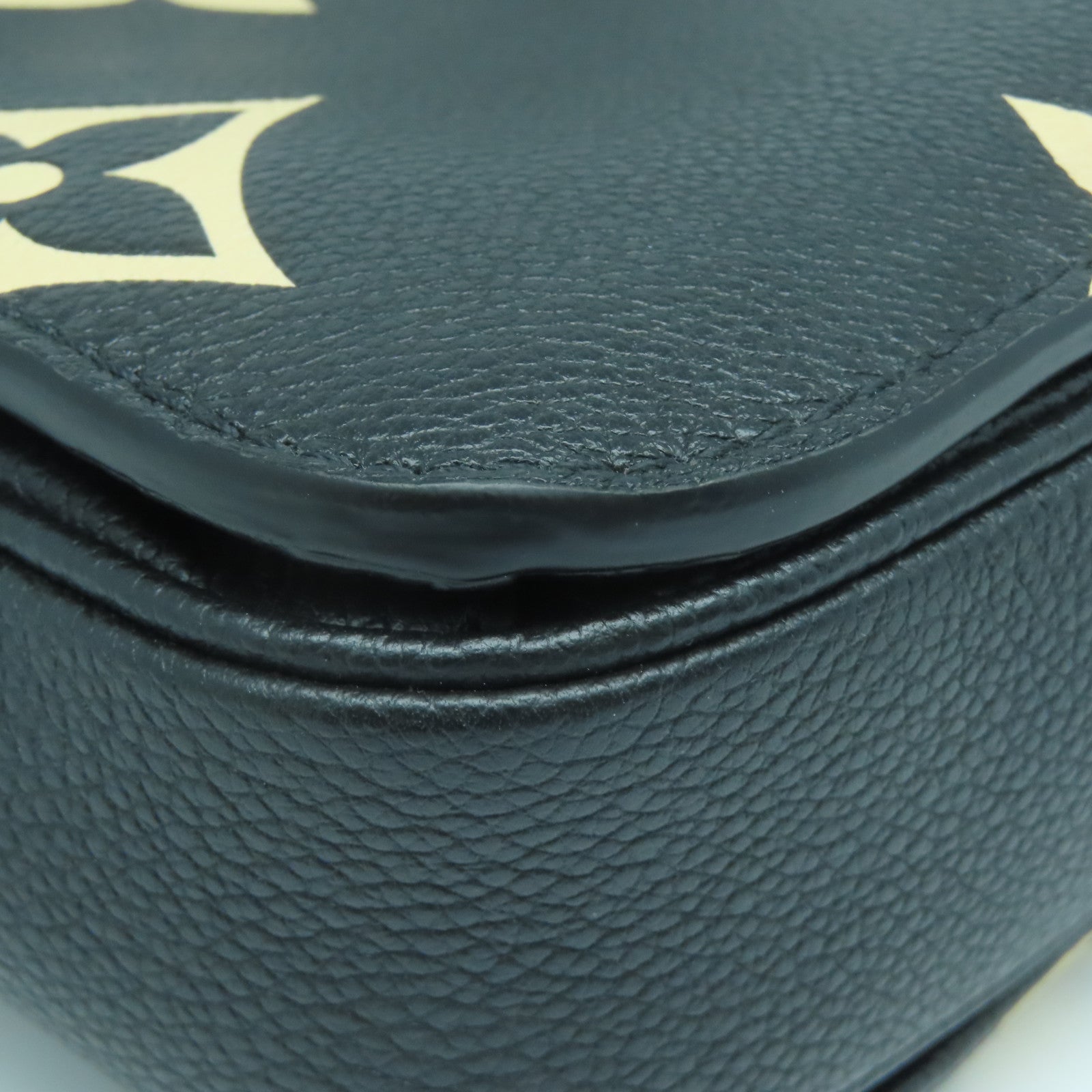 LOUIS VUITTON Monogram Empreinte Pochette Metis金扣手挽肩背兩用袋黑色