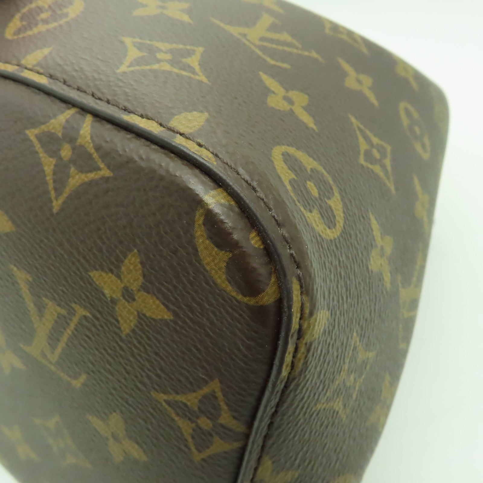 LOUIS VUITTON Monogram Neo Noe金扣肩背袋啡色/紅色