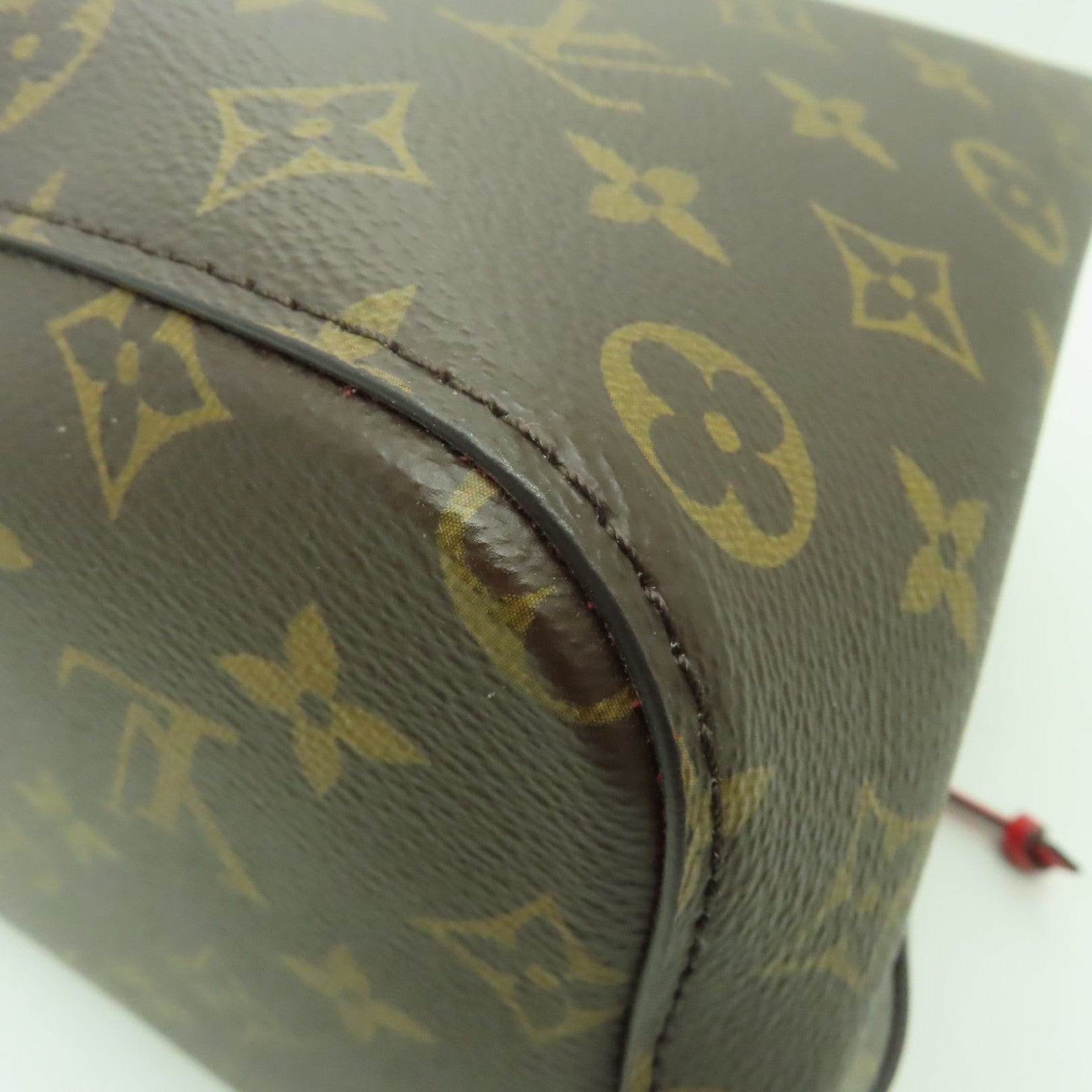 LOUIS VUITTON Monogram Neo Noe金扣肩背袋啡色/紅色
