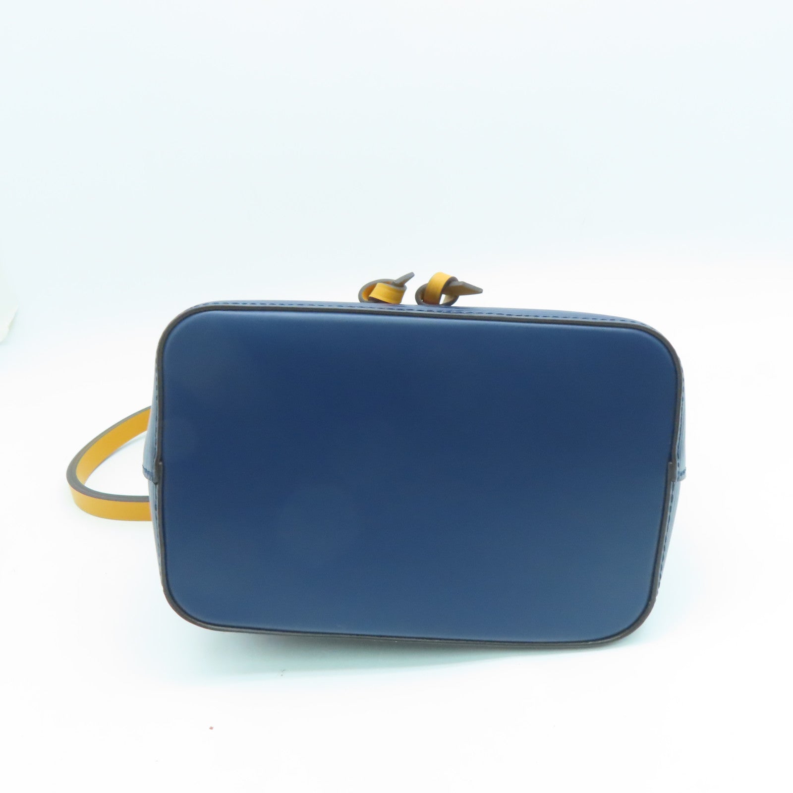 LOUIS VUITTON Epi皮革Noe Shoulder Bag銀扣肩背袋藍色